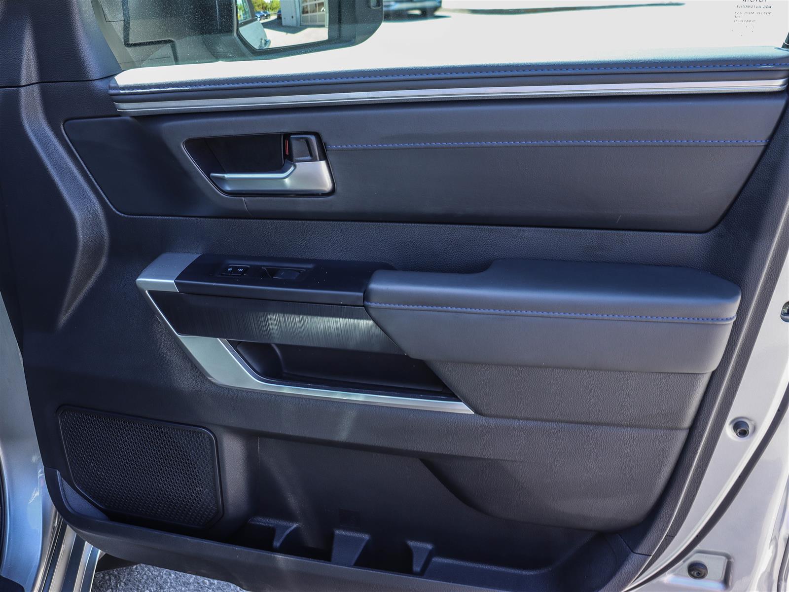 Toyota Sequoia 2024 21