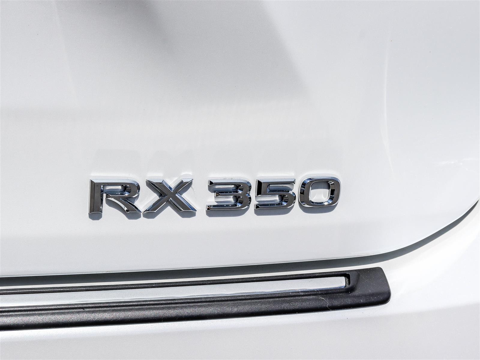 2022 Lexus RX 350 24