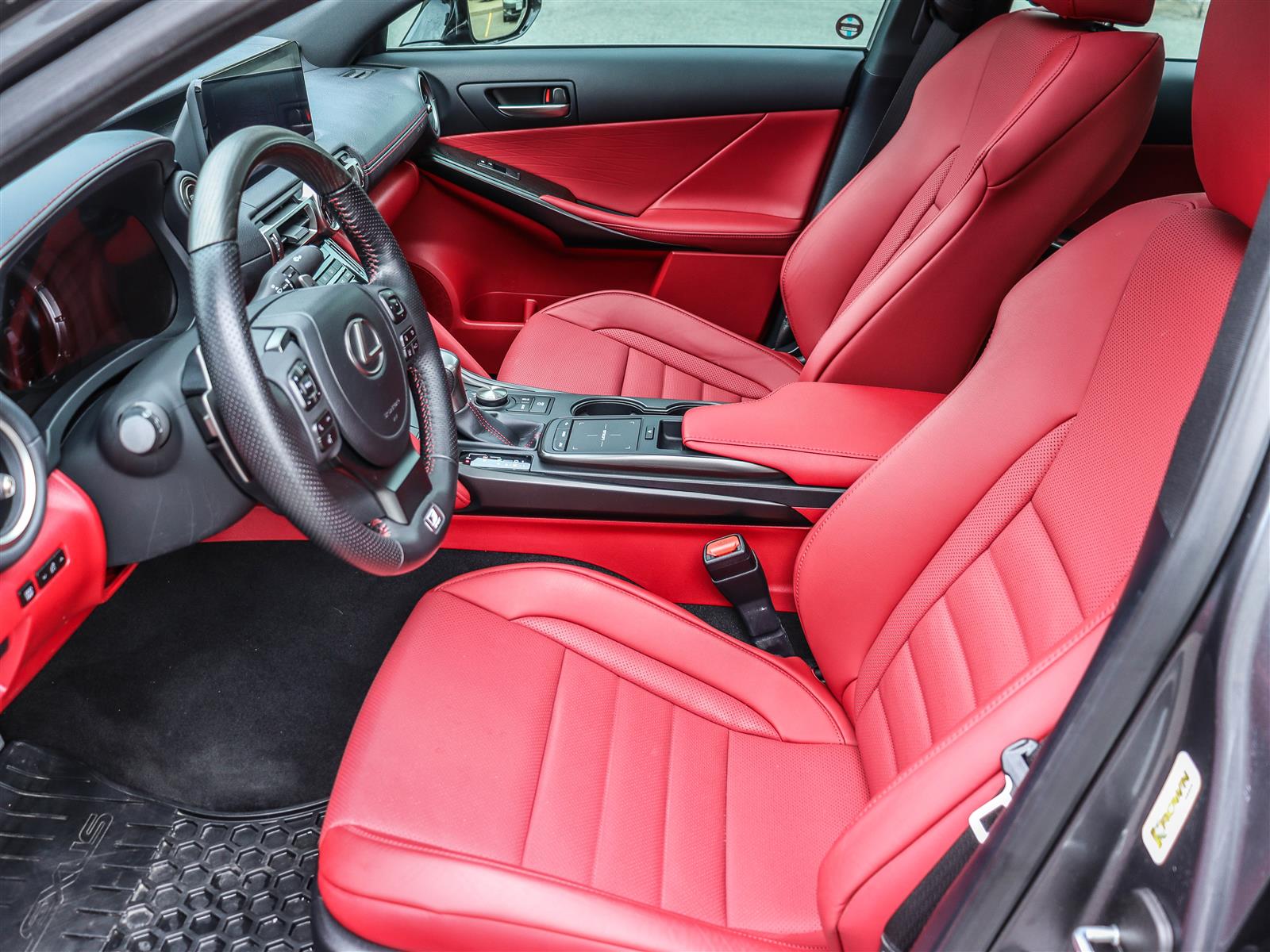2022 Lexus IS 350 10