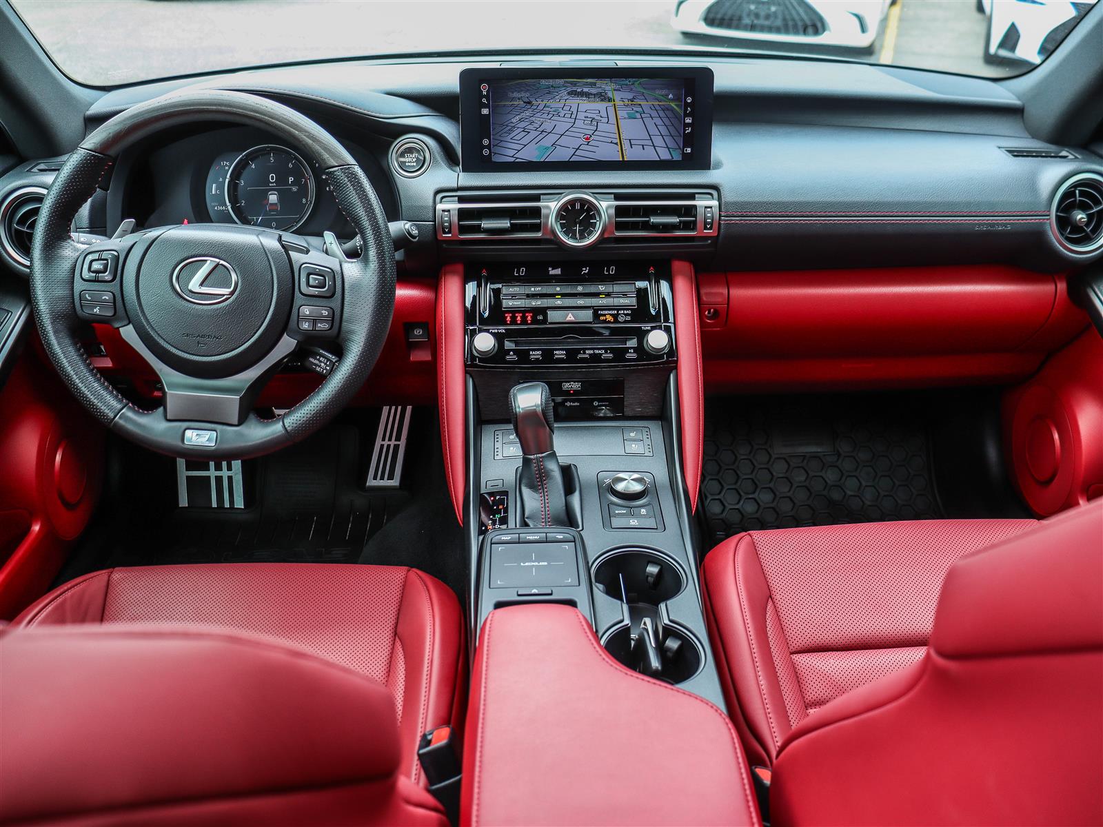 2022 Lexus IS 350 16