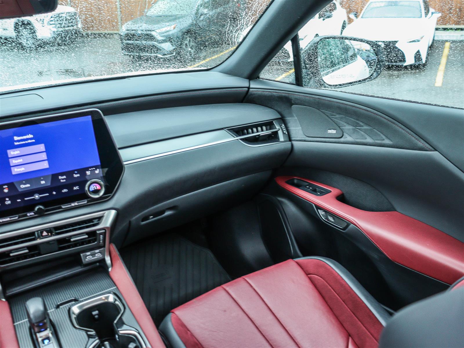 2023 Lexus RX 500H 17