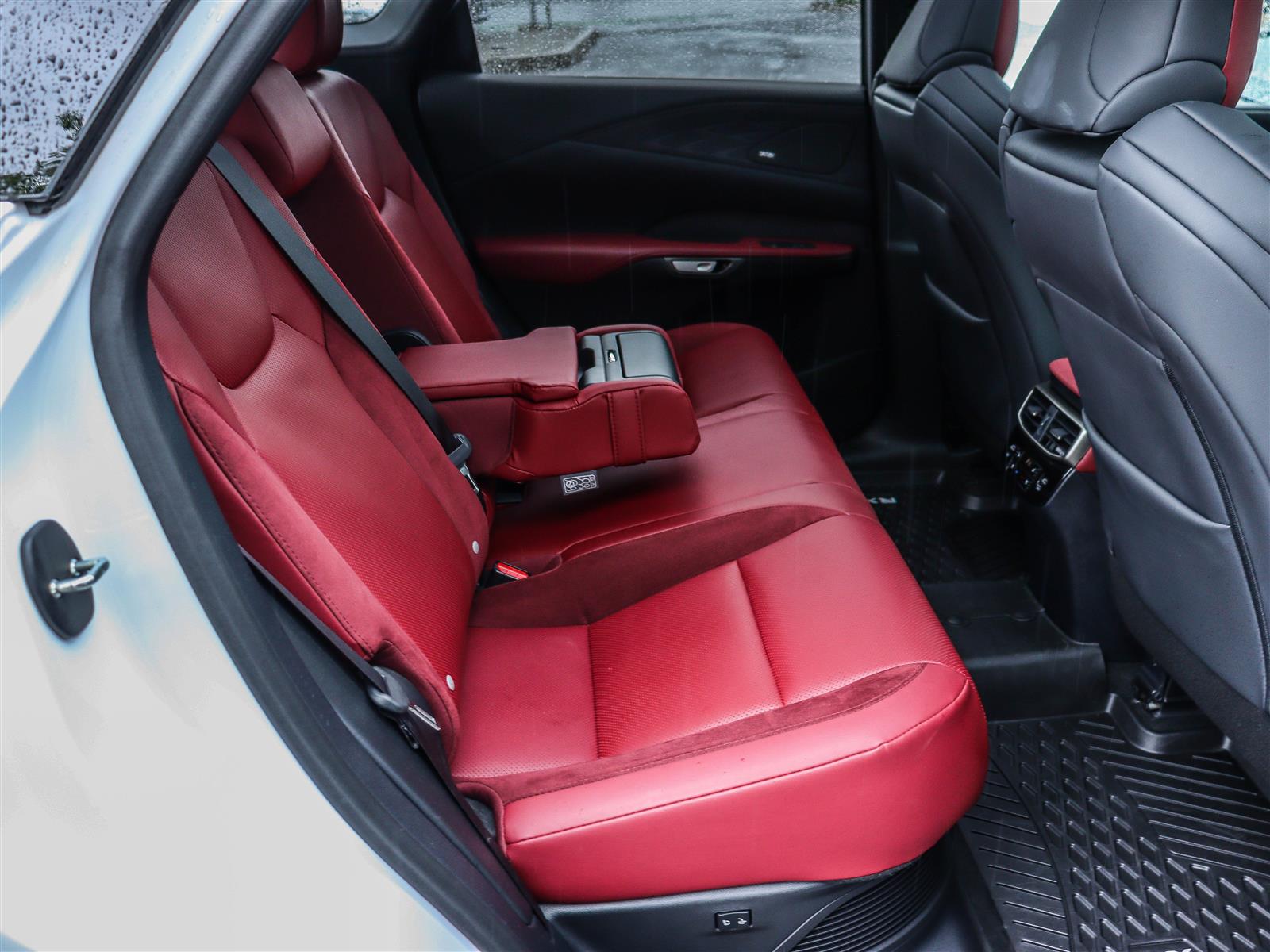 2023 Lexus RX 500H 21