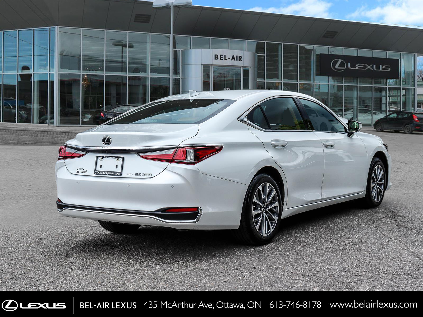 Lexus ES