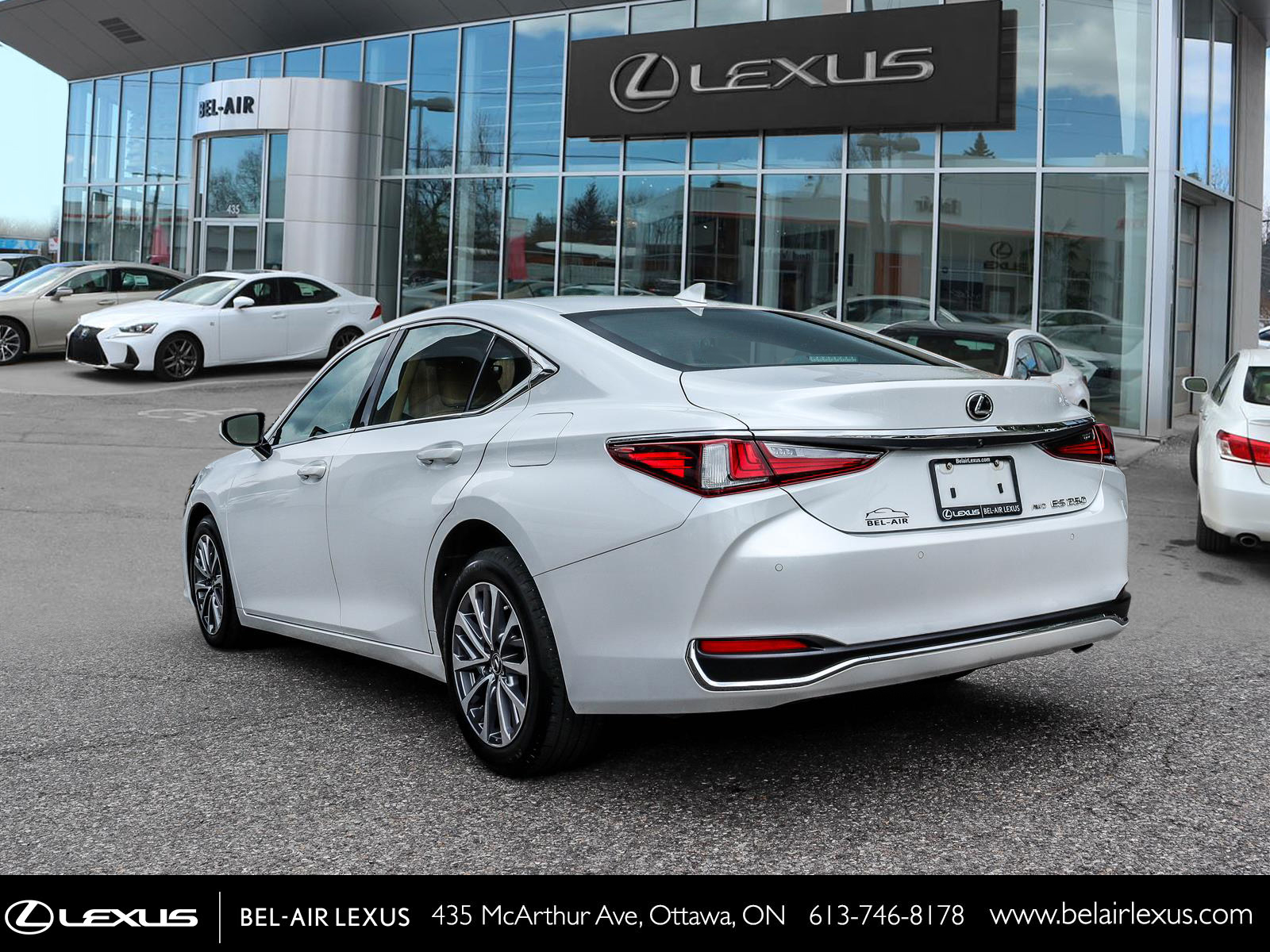 Lexus ES
