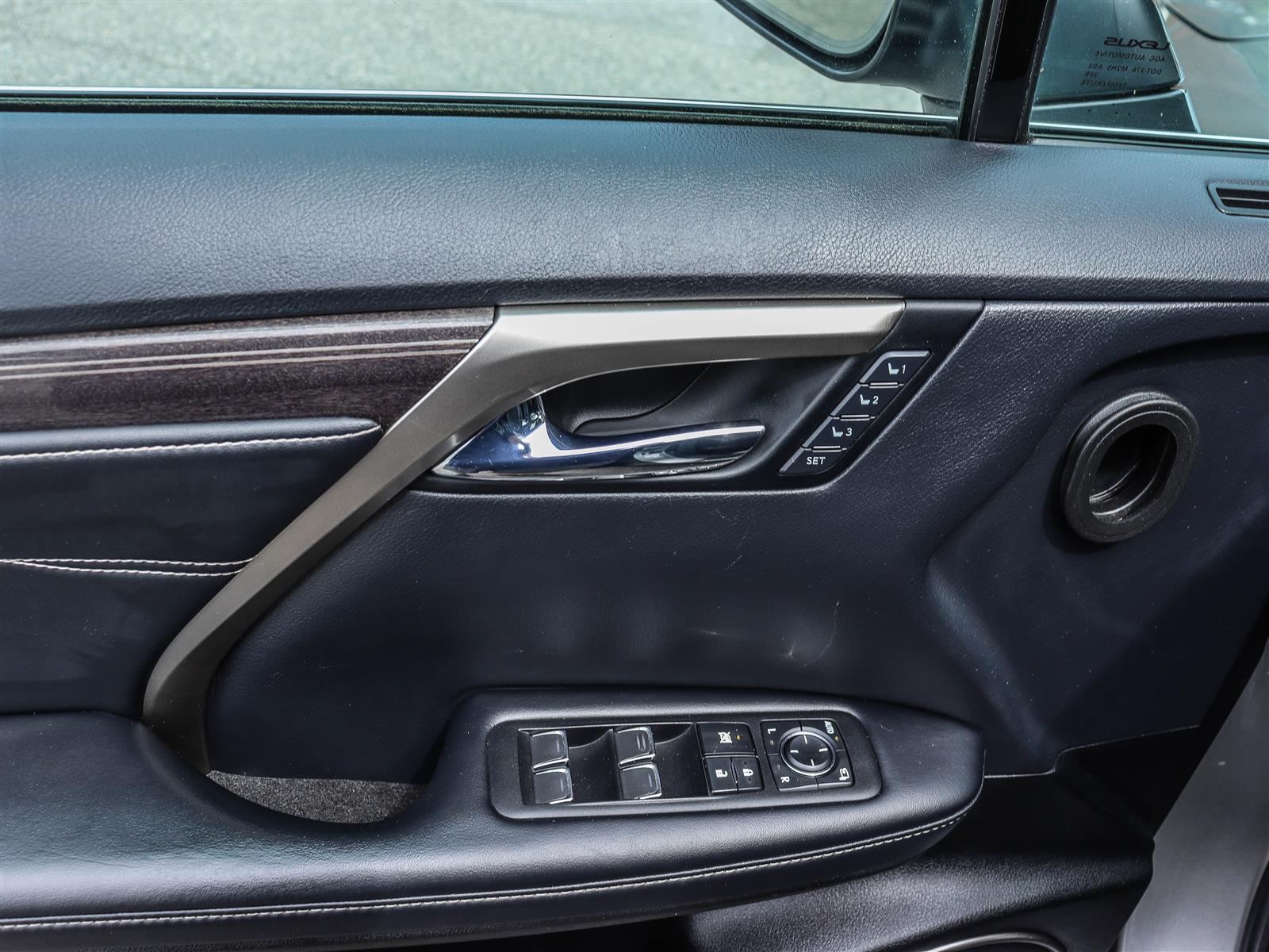 2022 Lexus RX 350 12