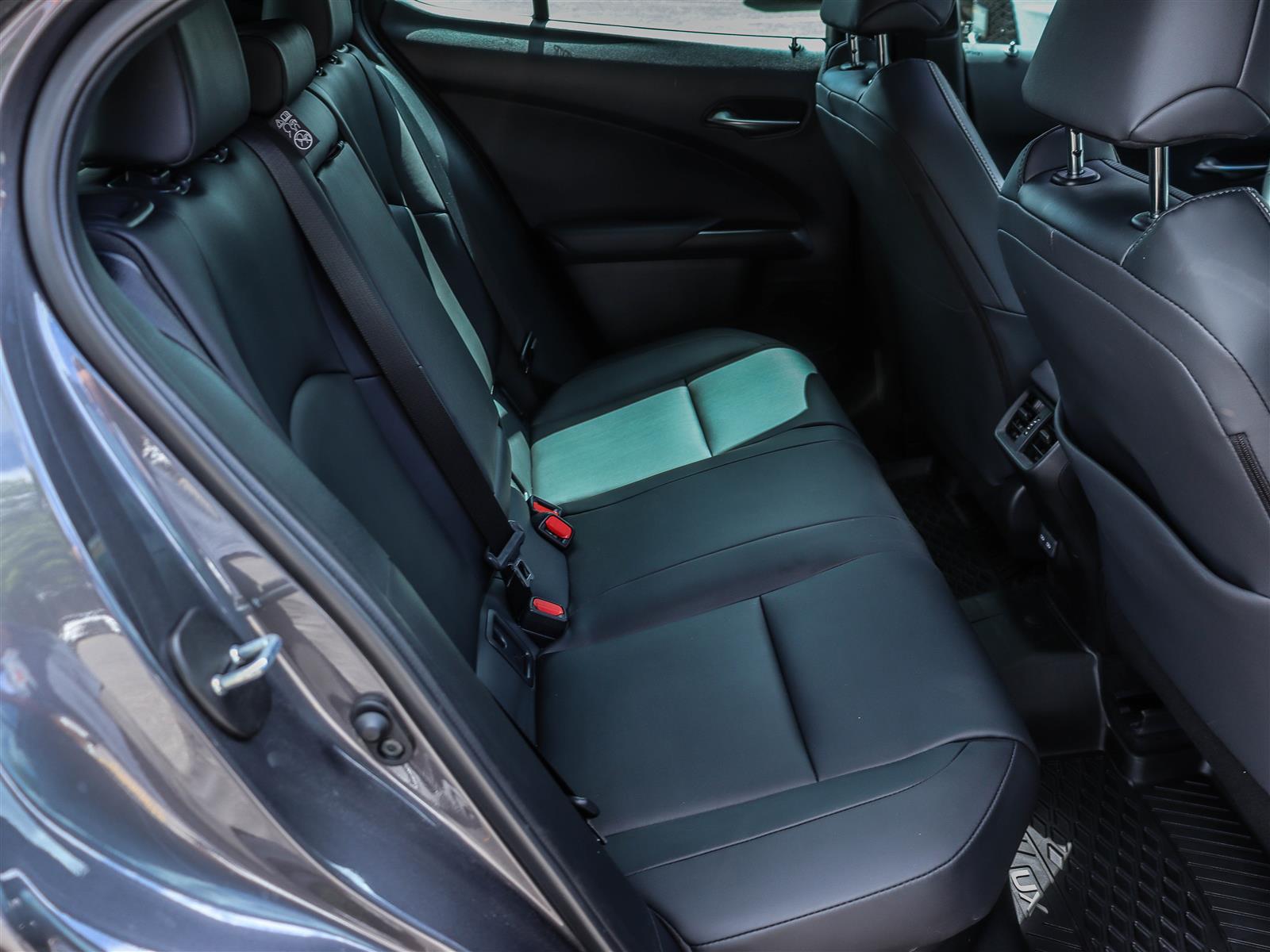 2025 Lexus UX 300H 20