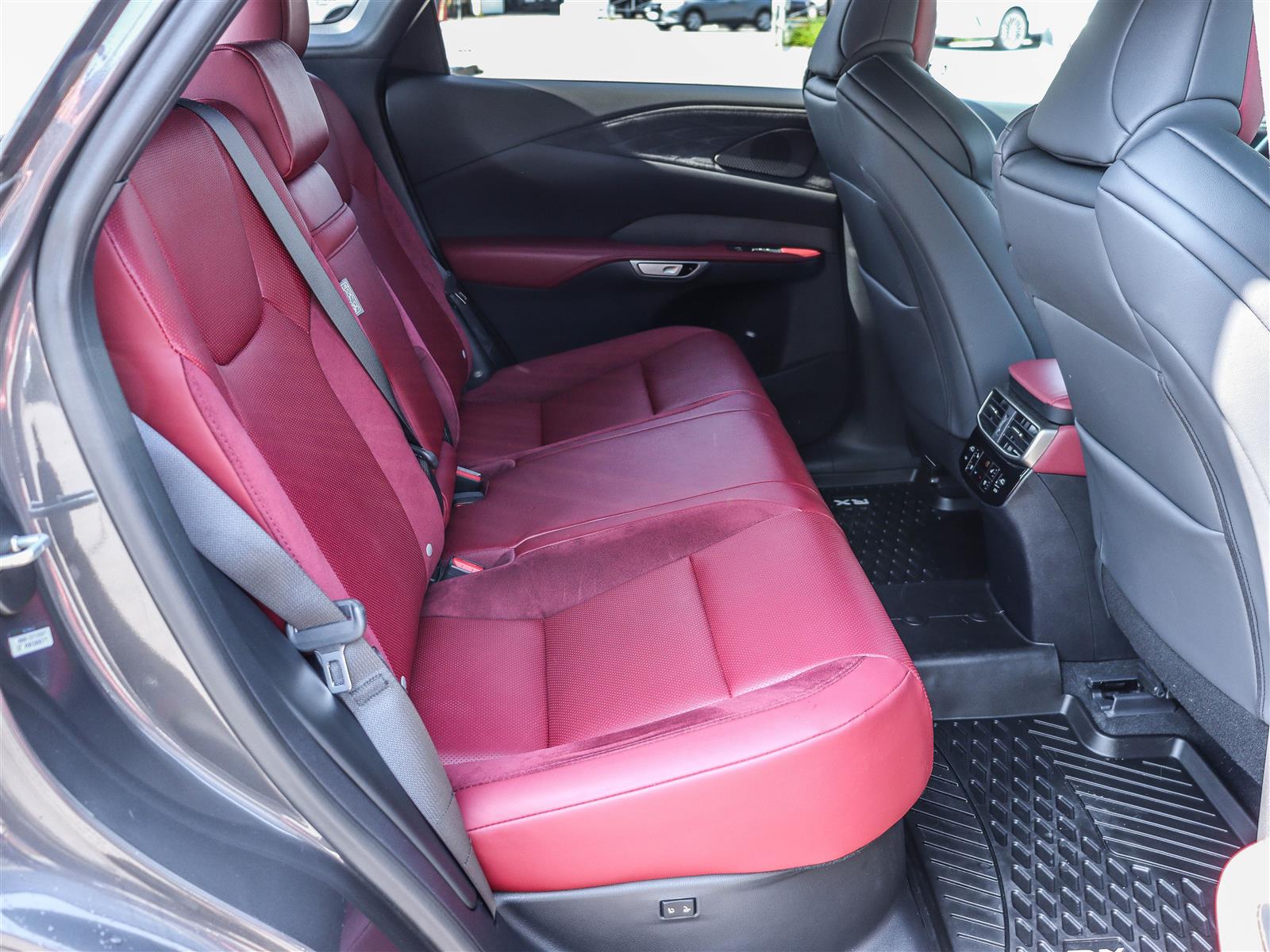 2024 Lexus RX 350 21