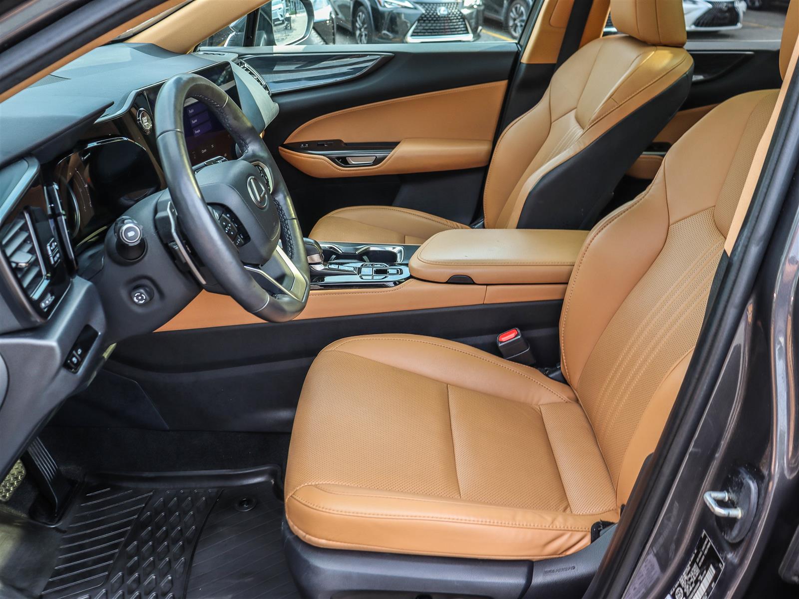 Lexus NX 350 2024 10