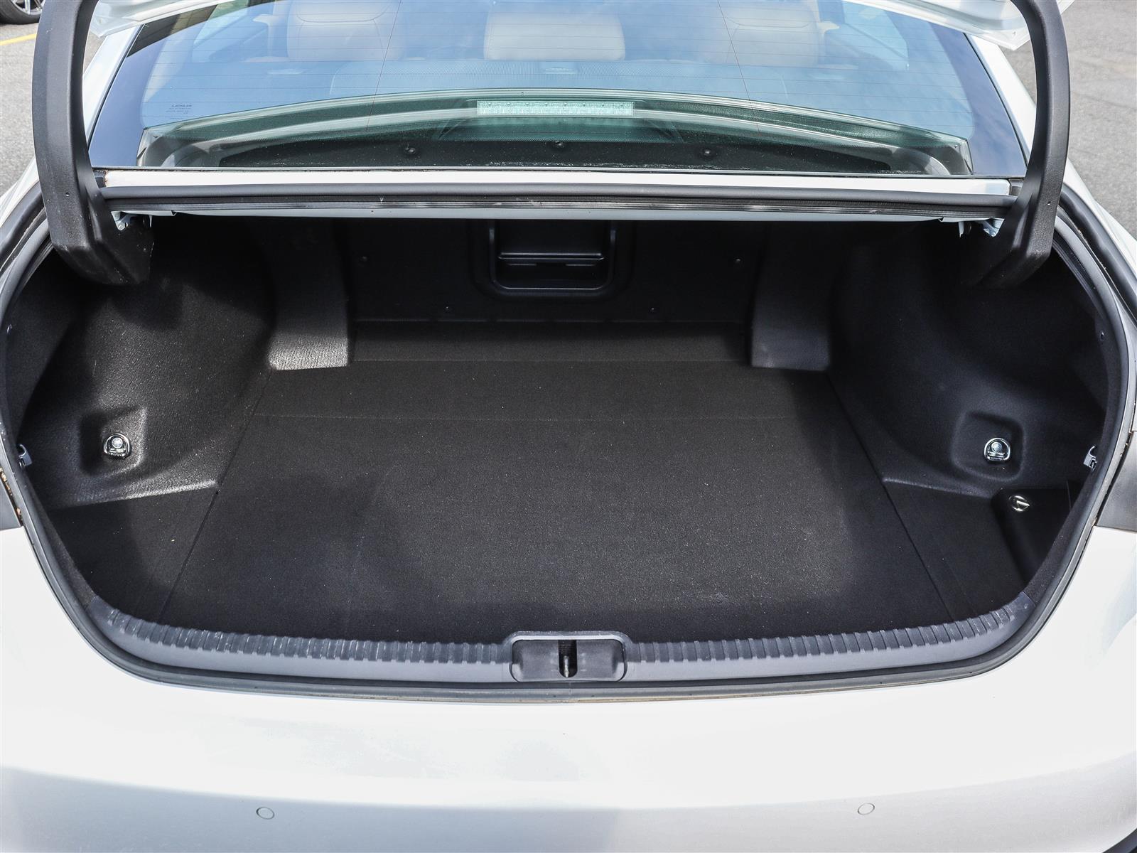 2024 Lexus ES 300h 21