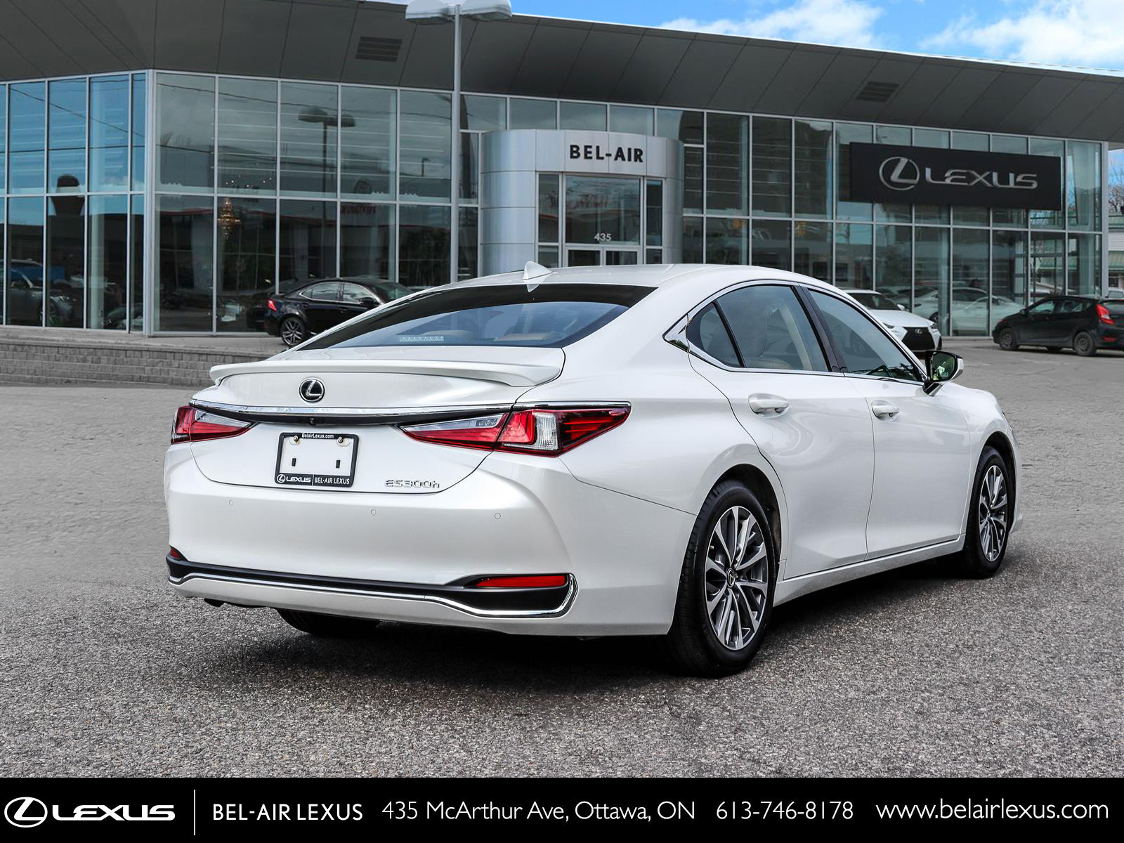 2024 Lexus ES 300h 4