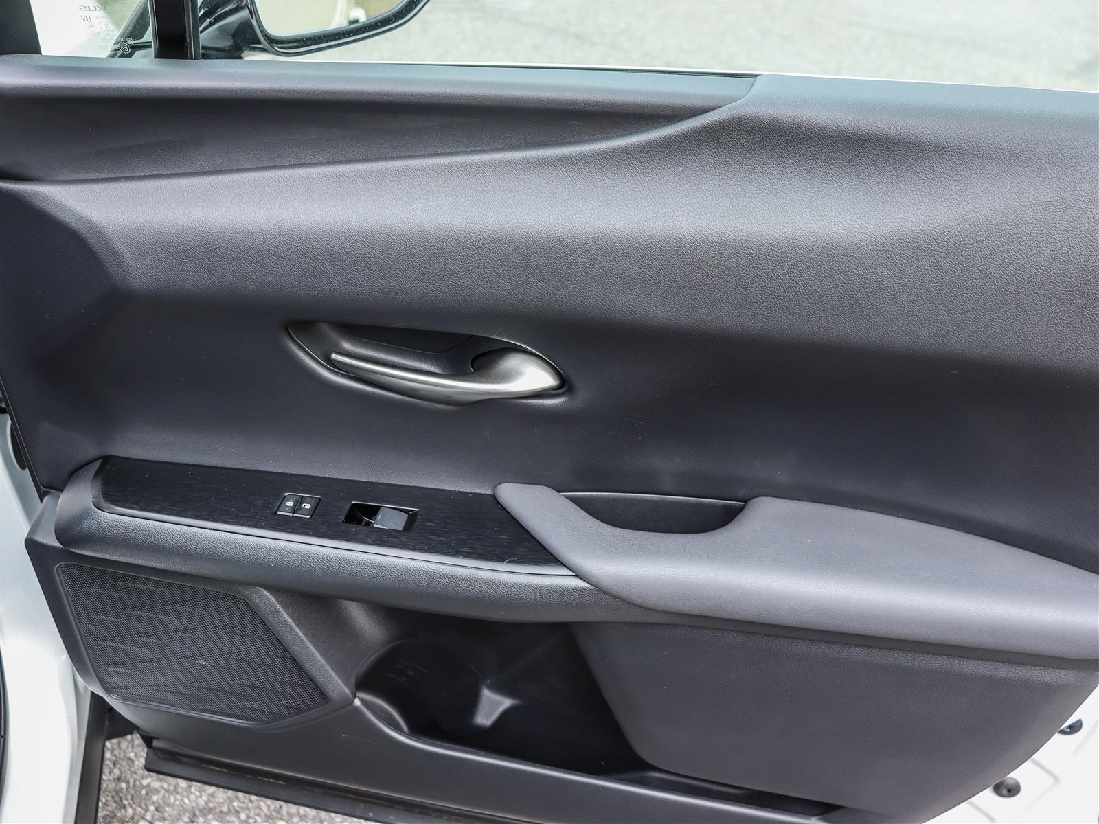 2019 Lexus UX 250H 19