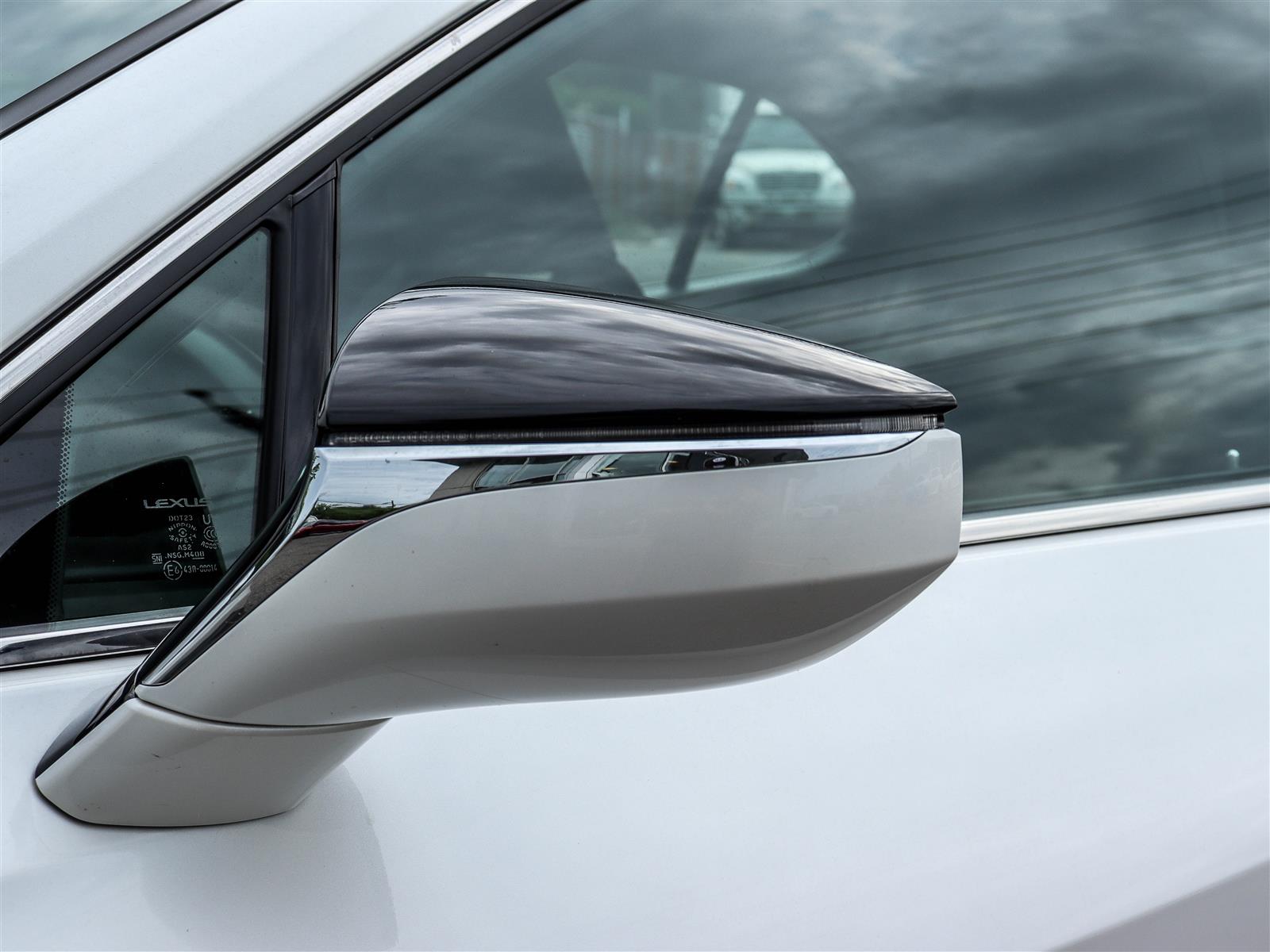 2019 Lexus UX 250H 26