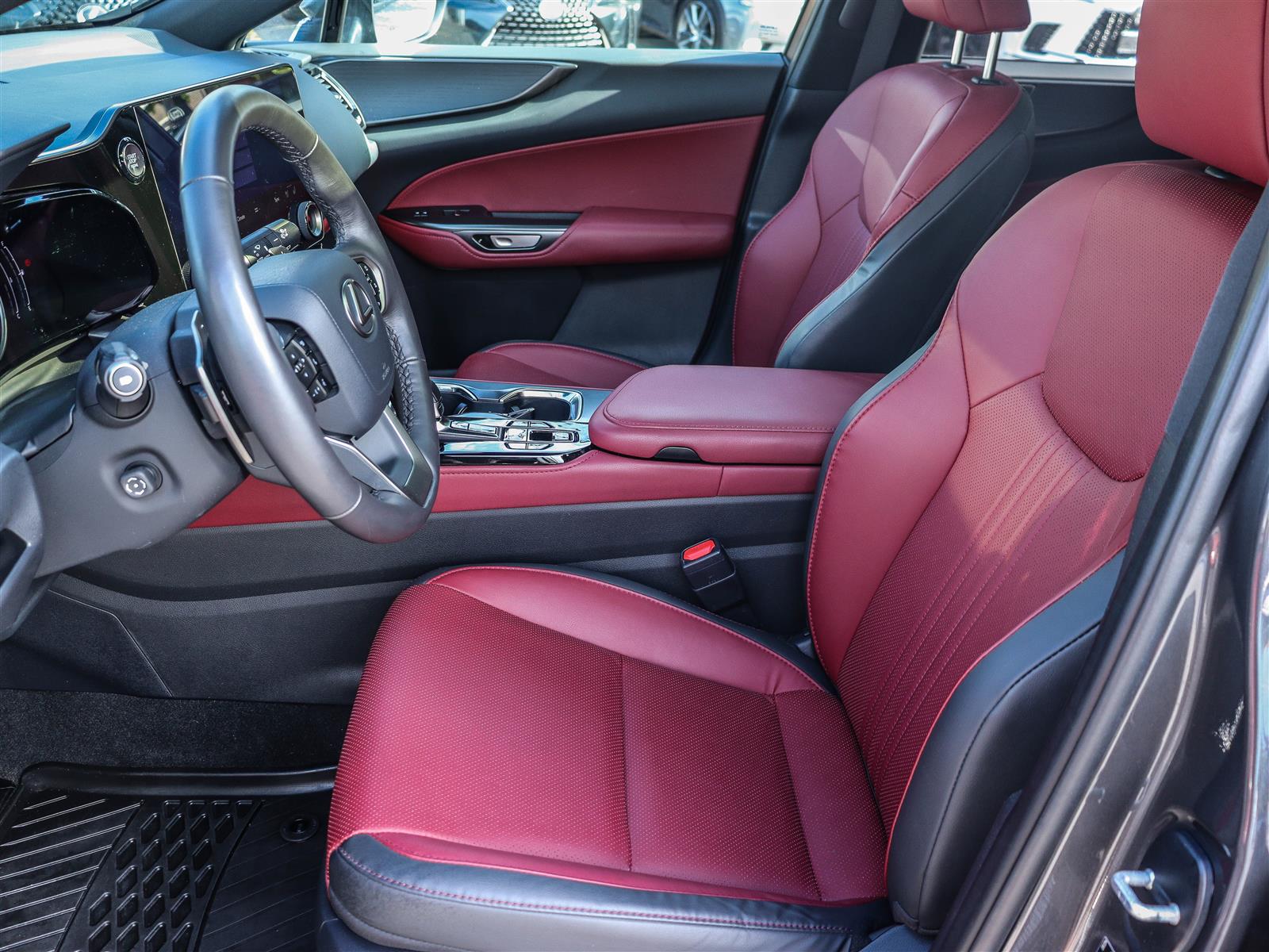 2025 Lexus NX 350 10