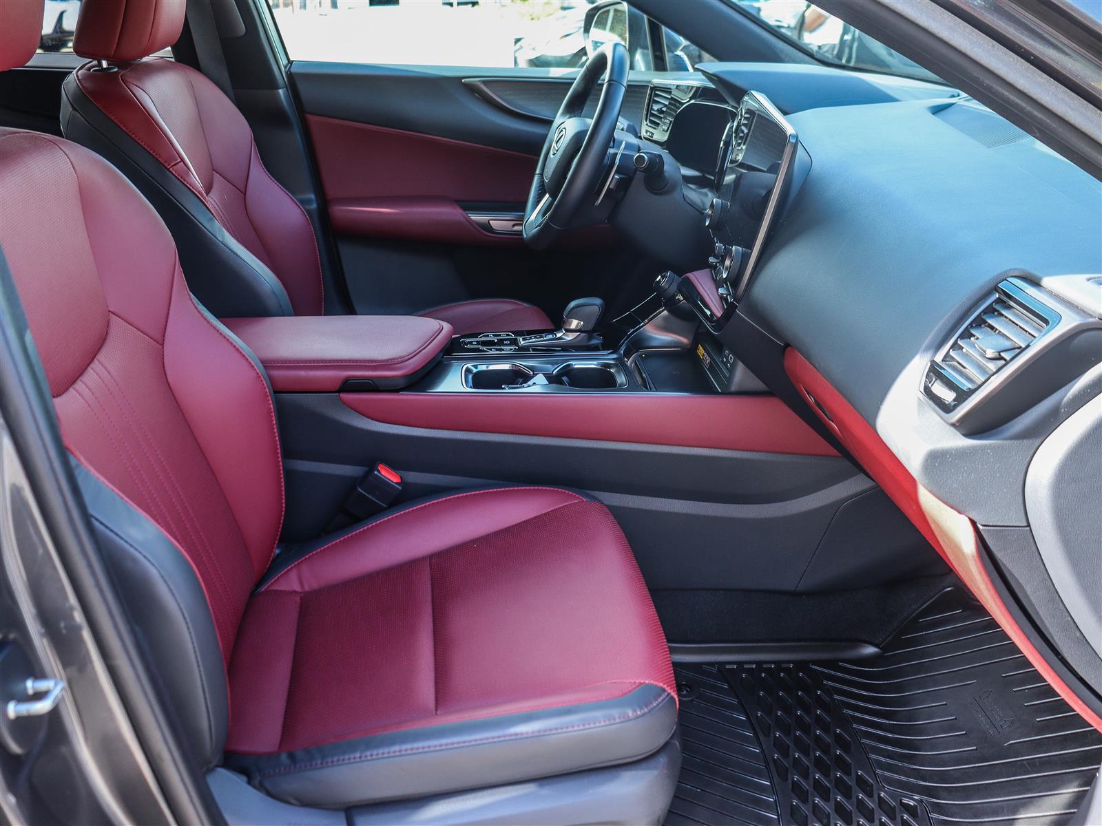 2025 Lexus NX 350 18
