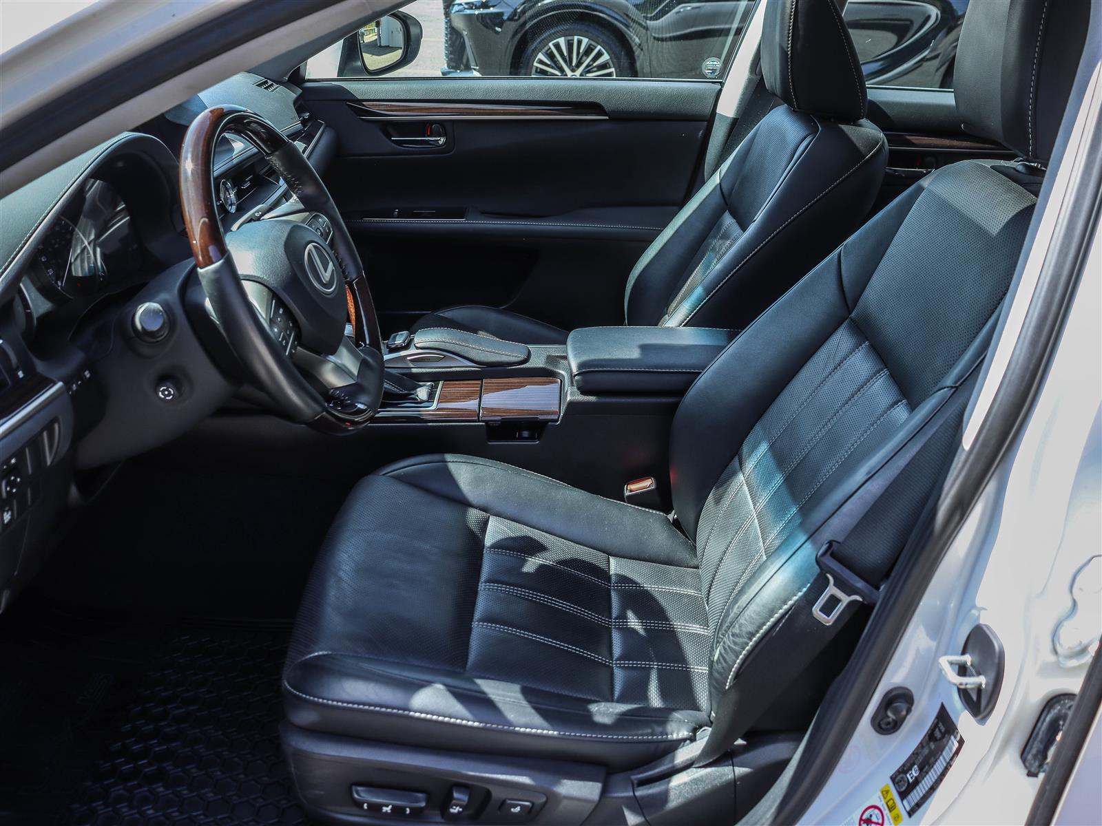 2017 Lexus ES 350 10