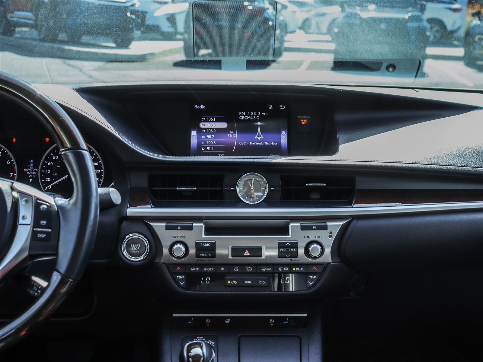 2015 Lexus ES 350 14