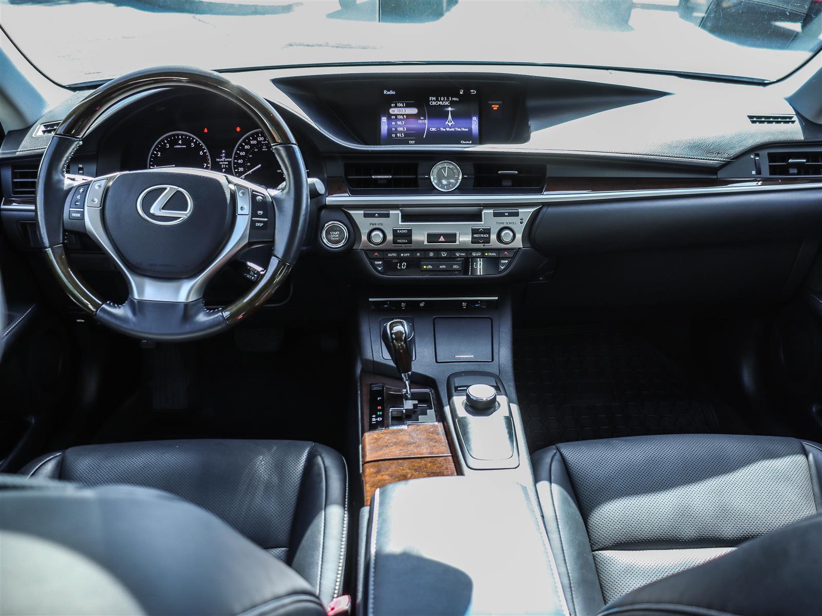 2015 Lexus ES 350 16