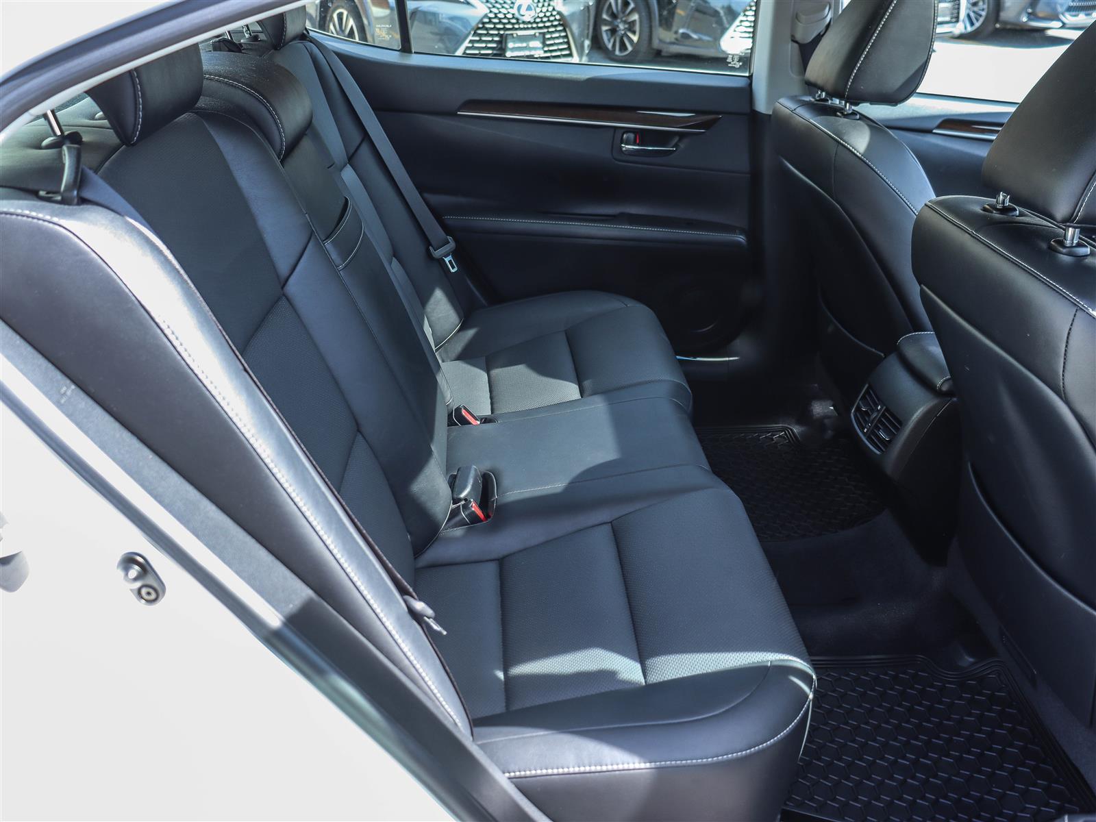2015 Lexus ES 350 20