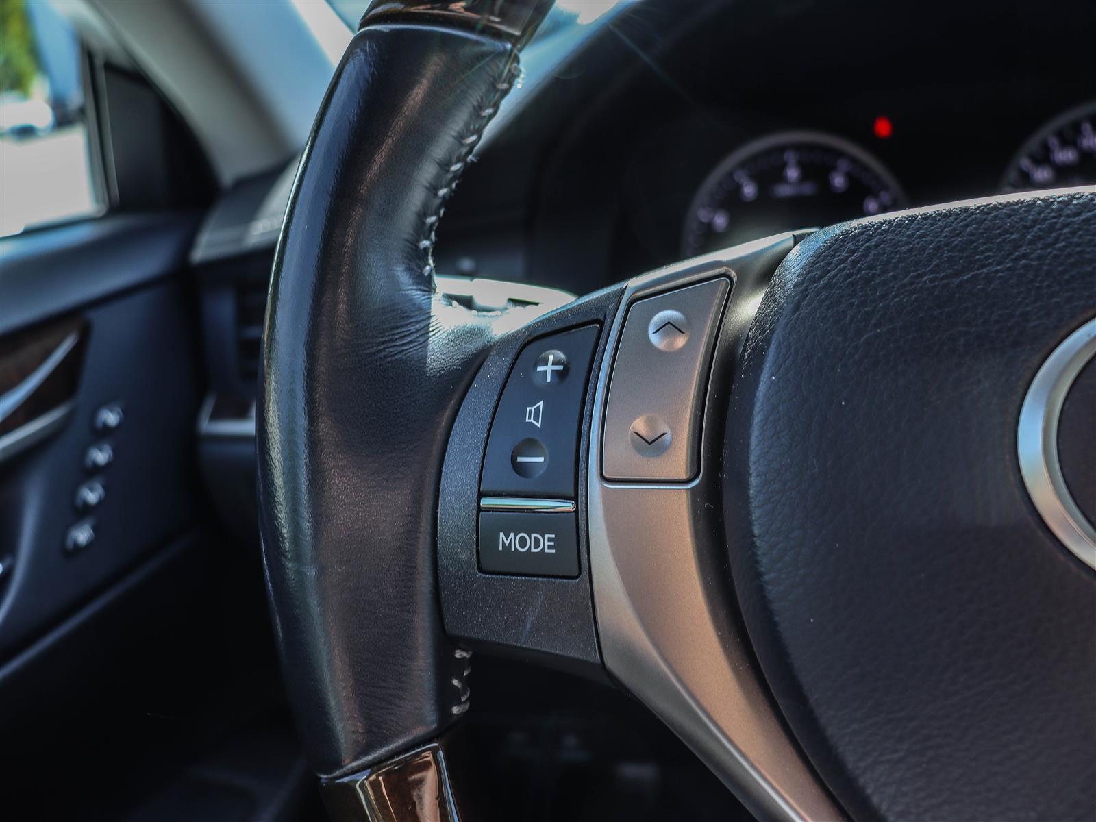 2015 Lexus ES 350 27