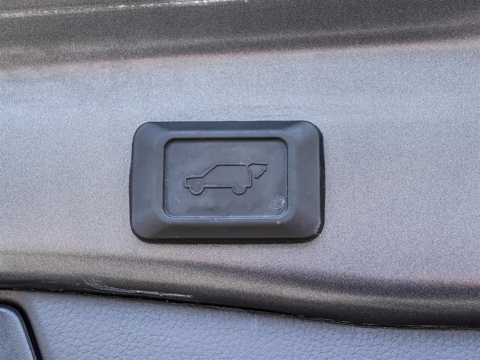 Toyota RAV4 2025 22