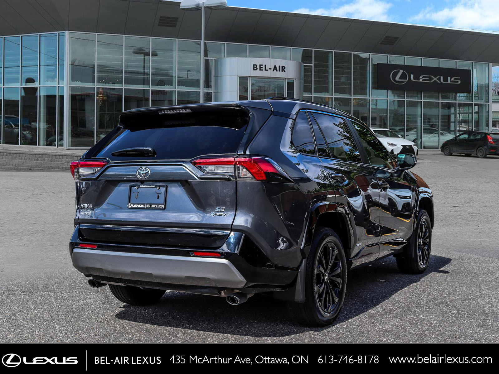 Toyota RAV4 2025 4