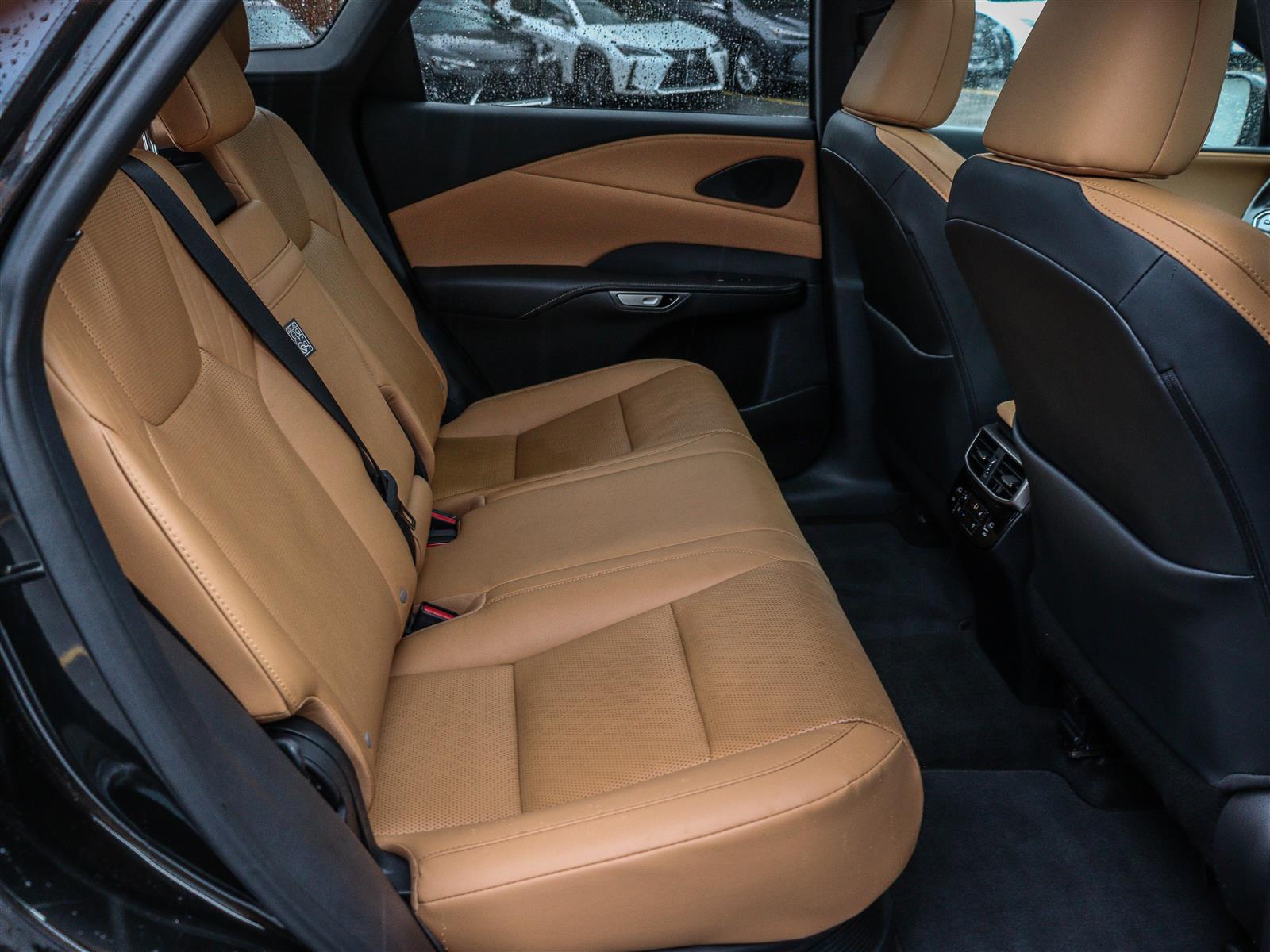 2024 Lexus RX 350h 21
