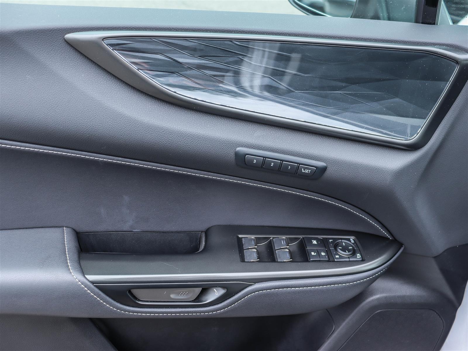 2025 Lexus NX 350h 12