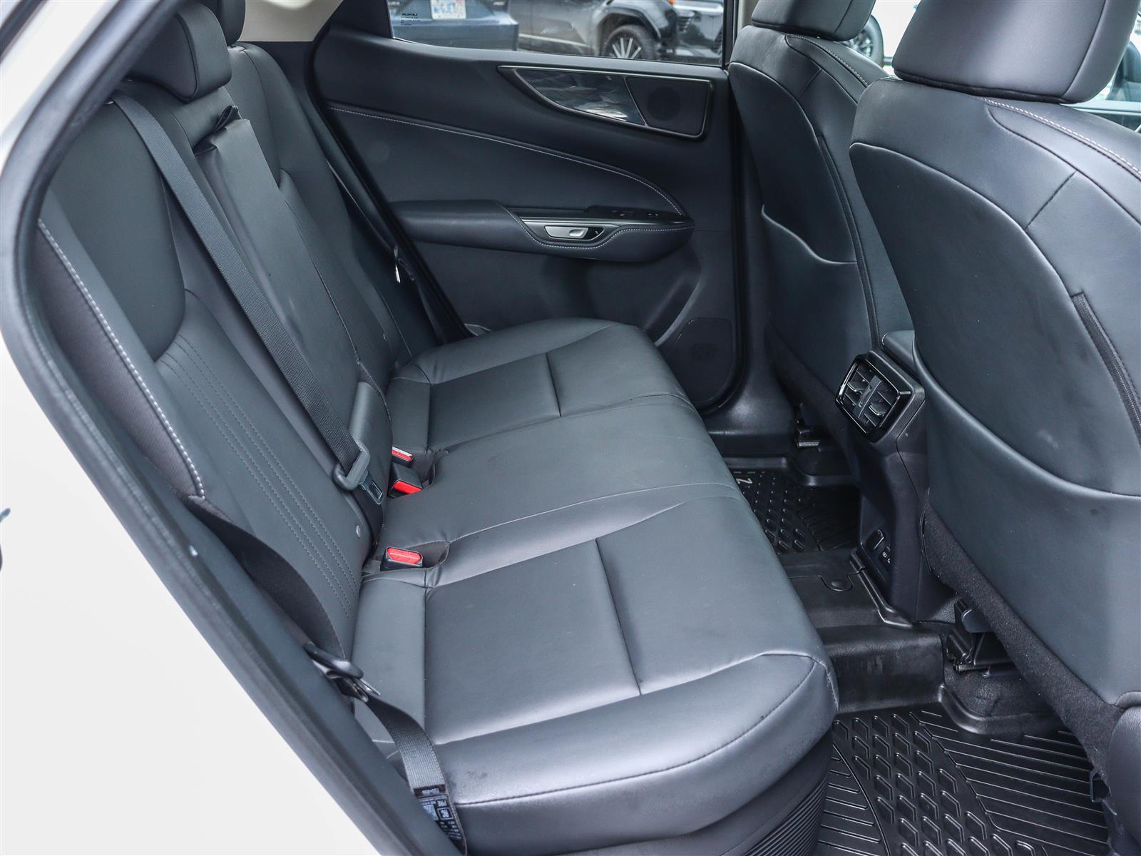 2025 Lexus NX 350h 20
