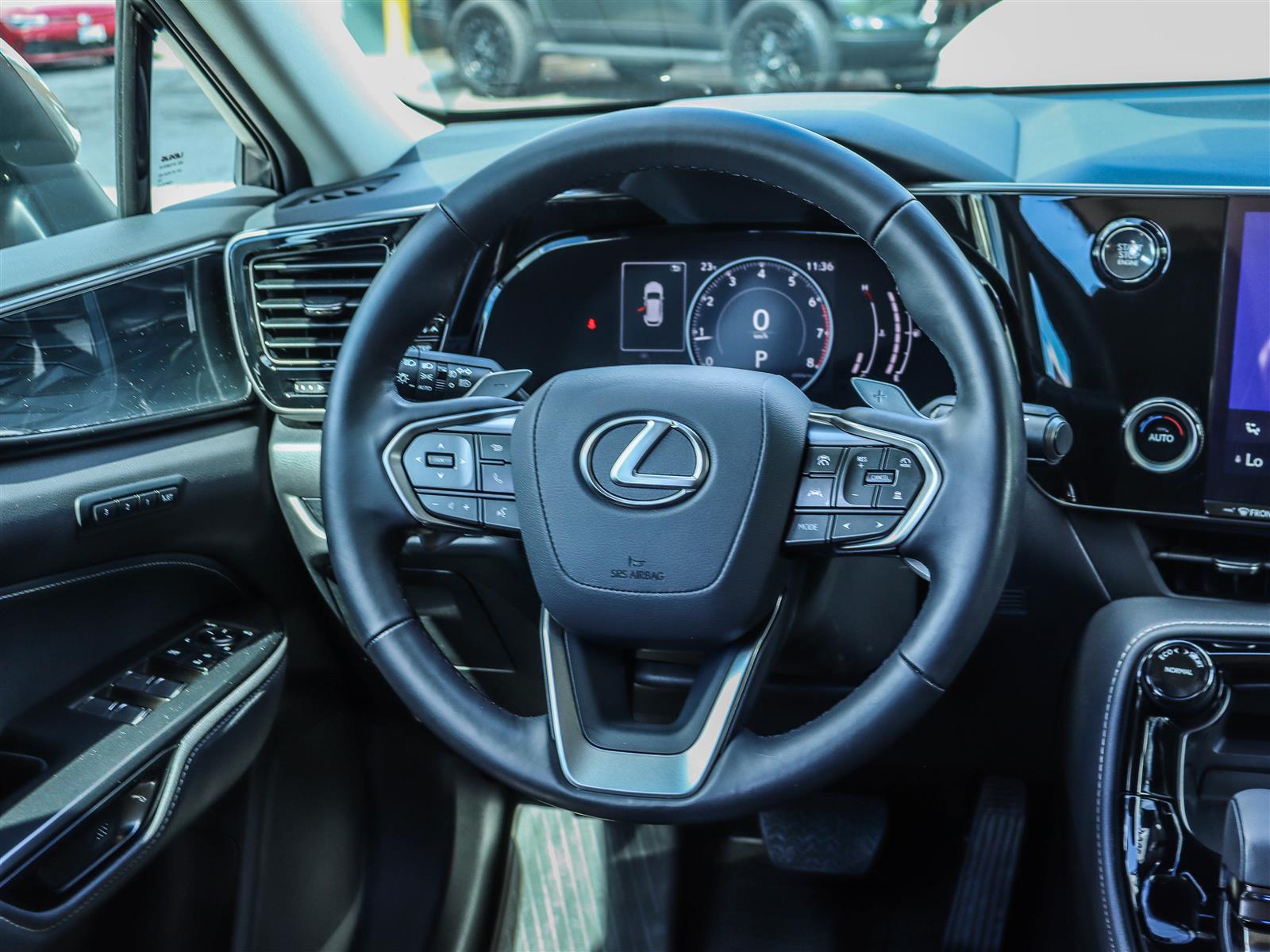 Lexus NX 350 2025 13