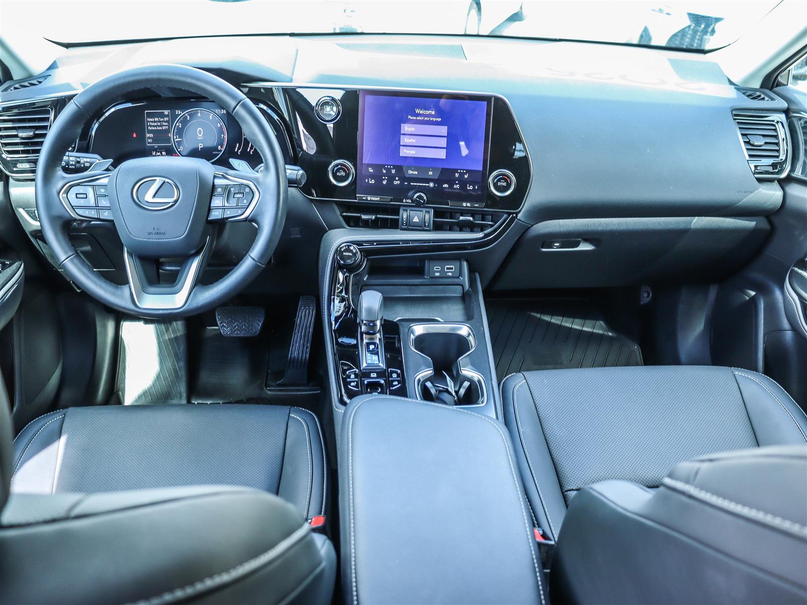 Lexus NX 350 2025 16