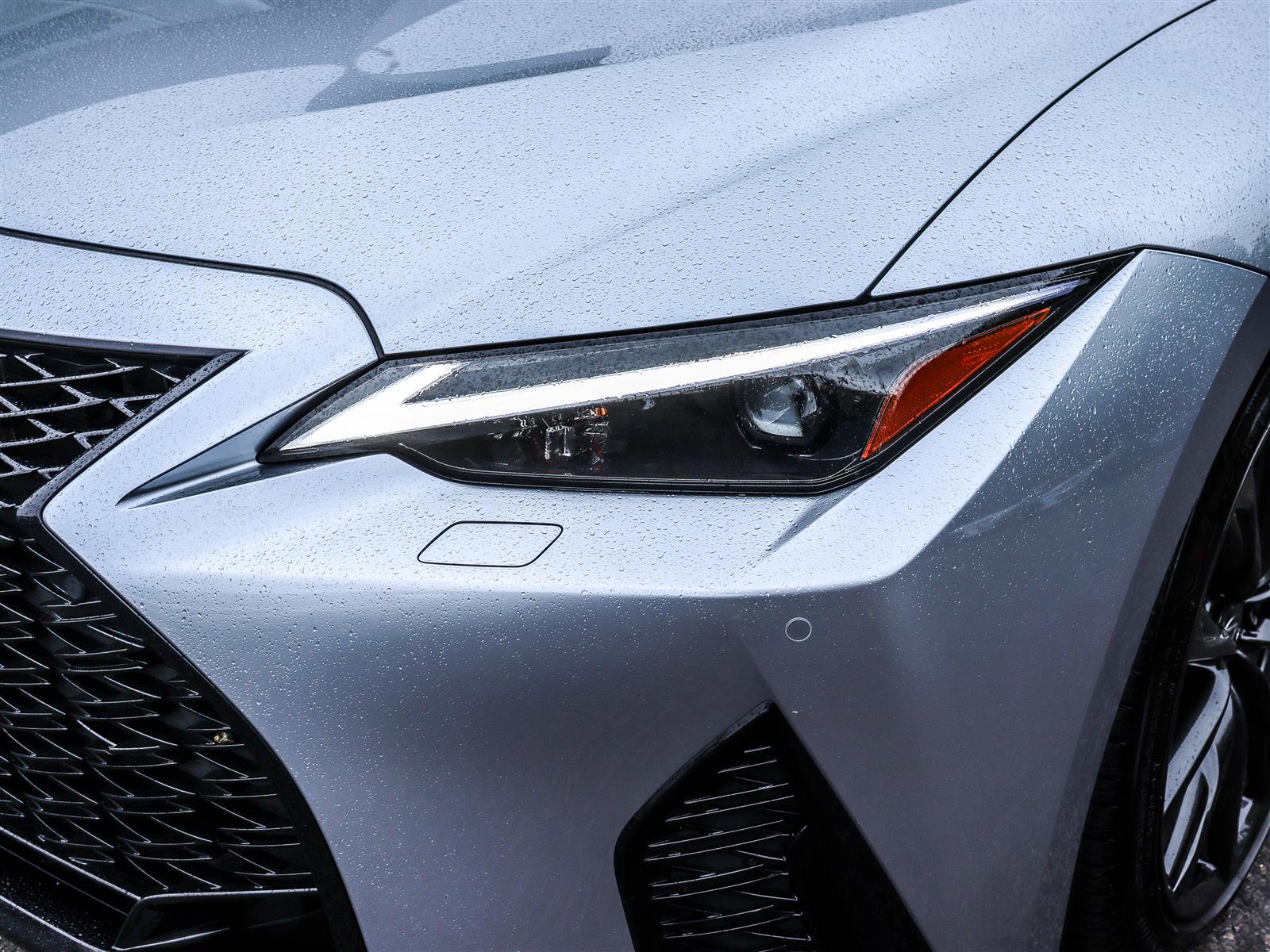 Lexus IS 350 2025 25