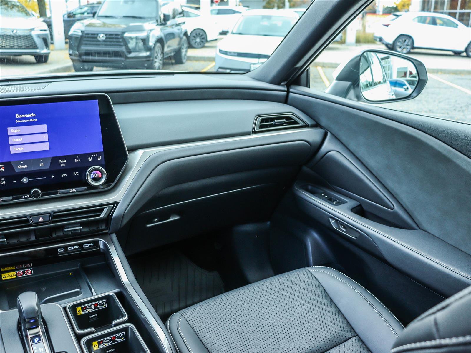 2025 Lexus TX 350 17