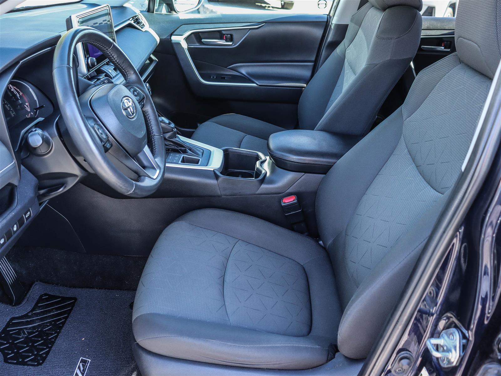 2023 Toyota RAV4 10