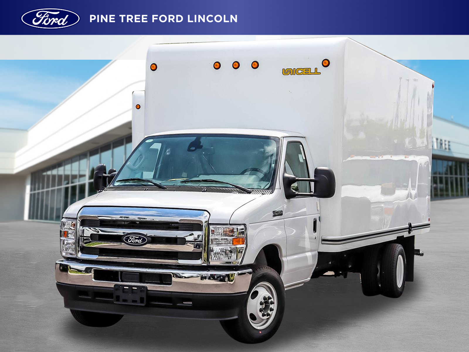 2027 Ford E-Series Cutaway E-450 DRW 176 WB - Main View