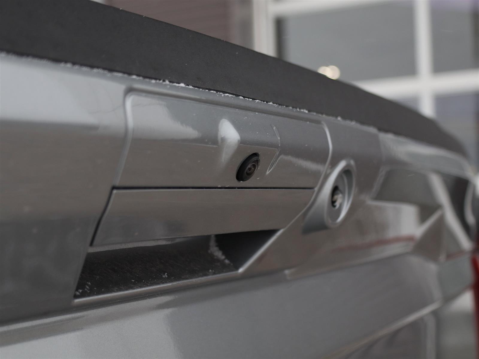 2025 Ford F-150 XLT | 12 Screen | Wireless Charging Pad - Thumbnail 12