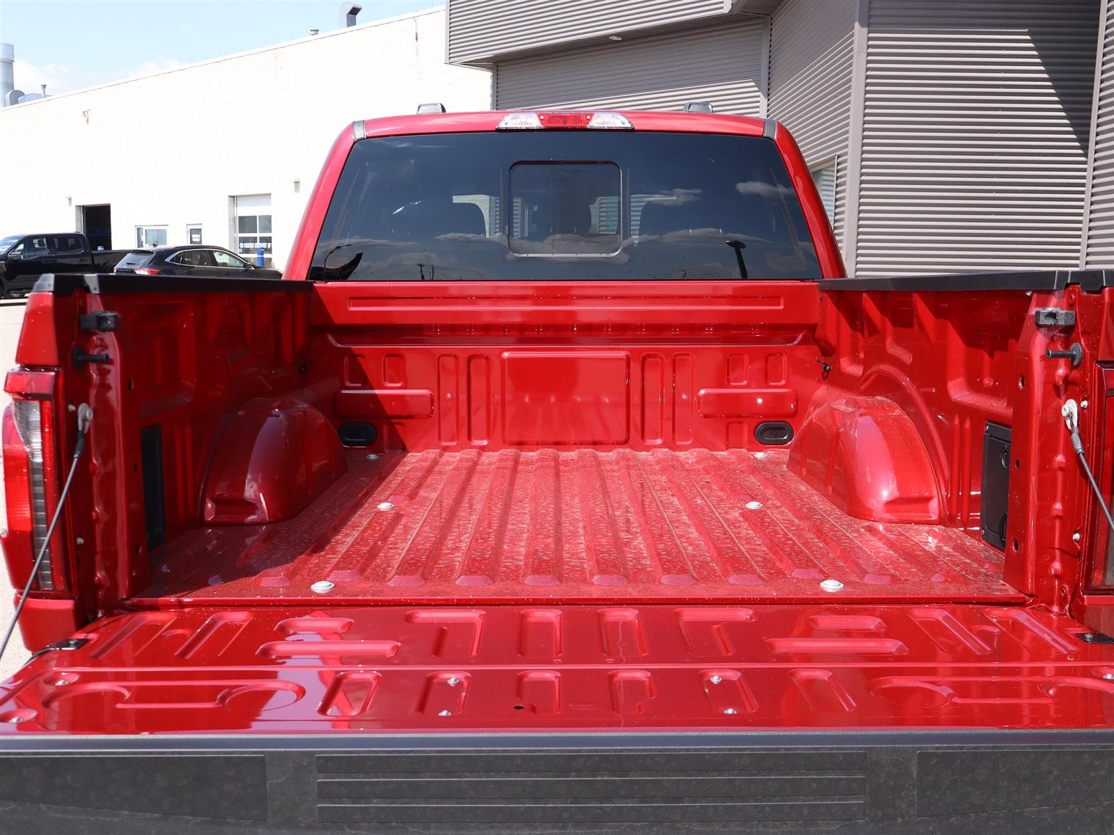2025 Ford F-150 XLT | Lane Keep Assist | Black Appearance Pack - Thumbnail 13