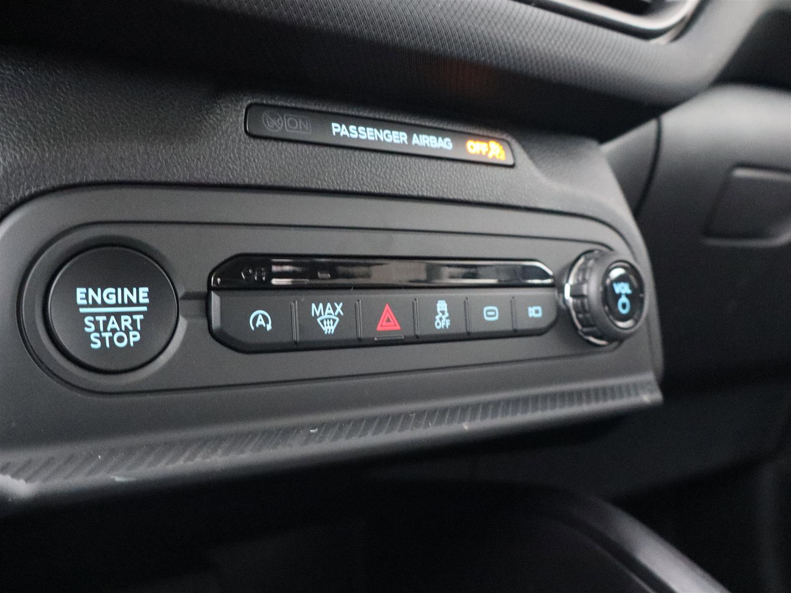 2025 Ford Bronco Sport Big Bend | Molle Strap System | Intelligent Acess - Thumbnail 19