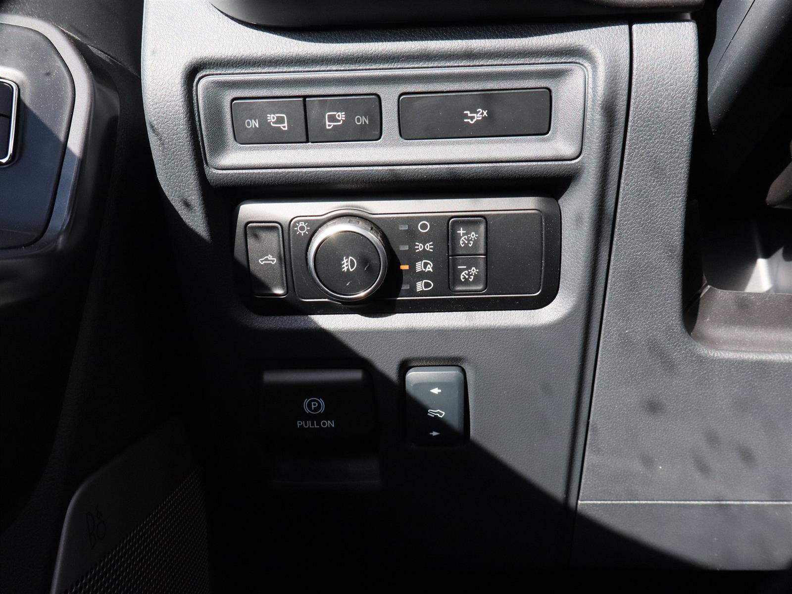 2025 Ford F-150 XLT | Pro Trailer Controls | Illuminated Entry - Thumbnail 17