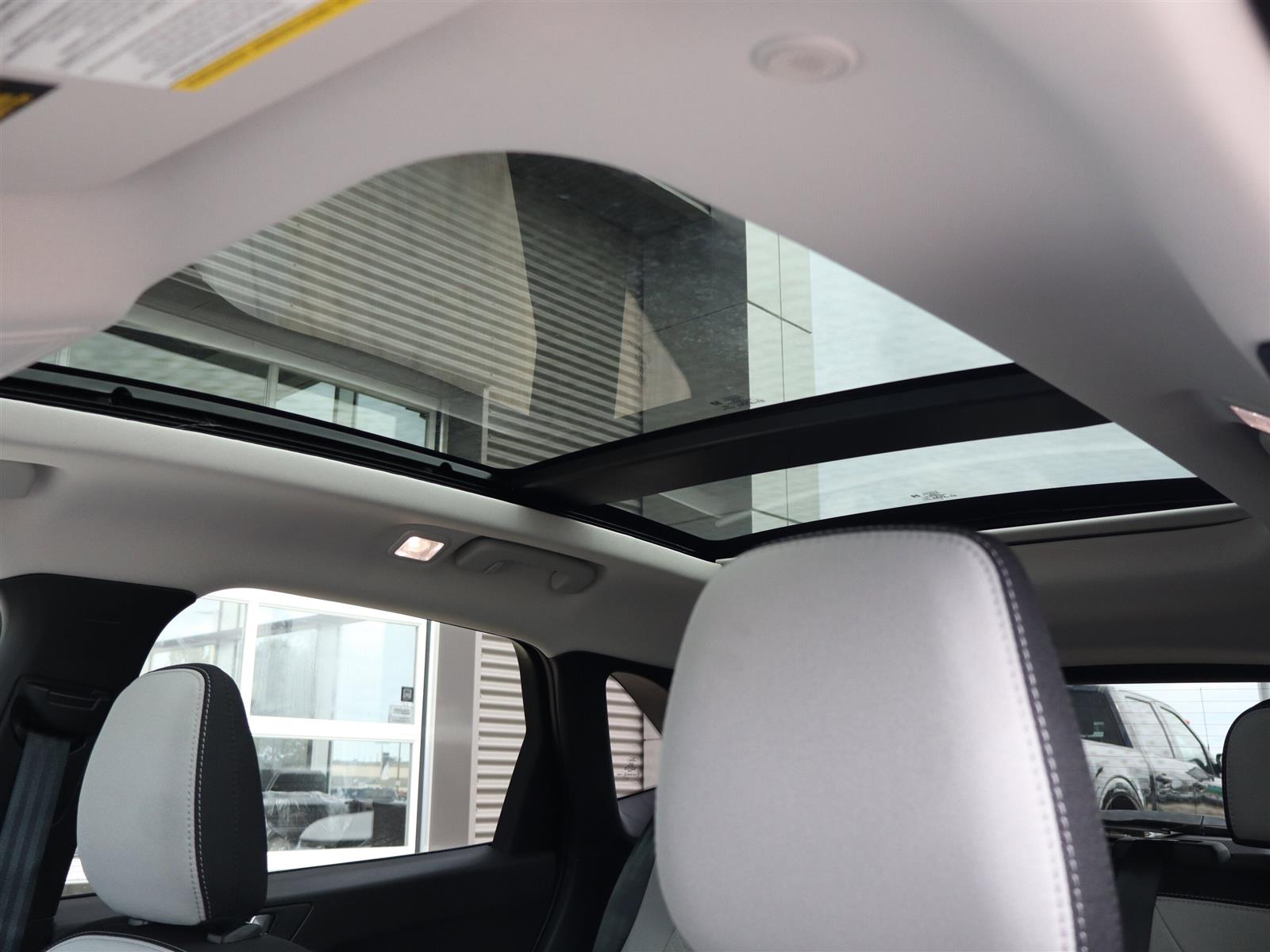 2025 Ford Escape Active | Memory Pack | Panoramic Vista Roof - Thumbnail 25