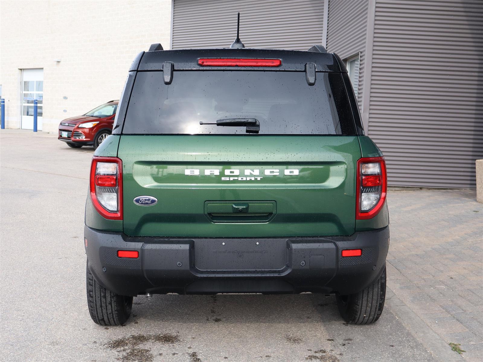 2025 Ford Bronco Sport Outer Banks | Moonroof | Intelligent access - Thumbnail 13