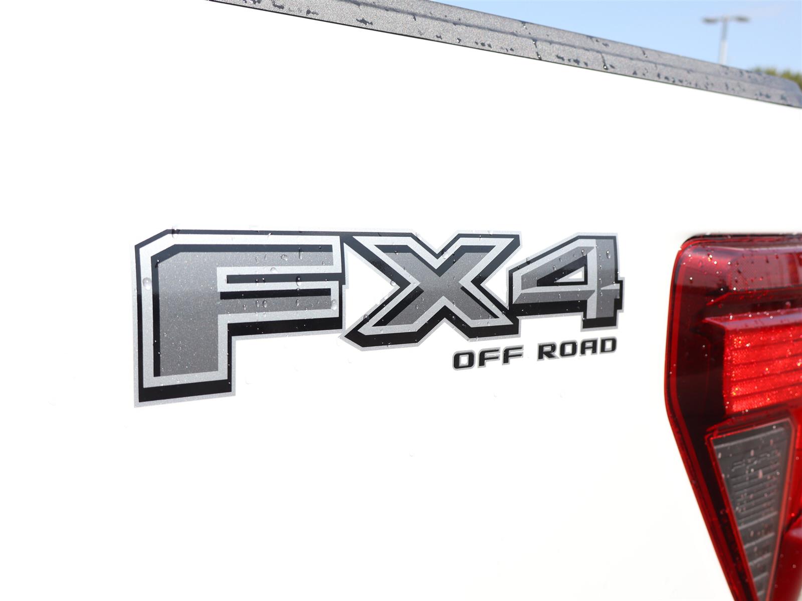 2025 Ford F-150 XLT | Mobile Office Pack | FX4 Off-Road Pack - Thumbnail 11
