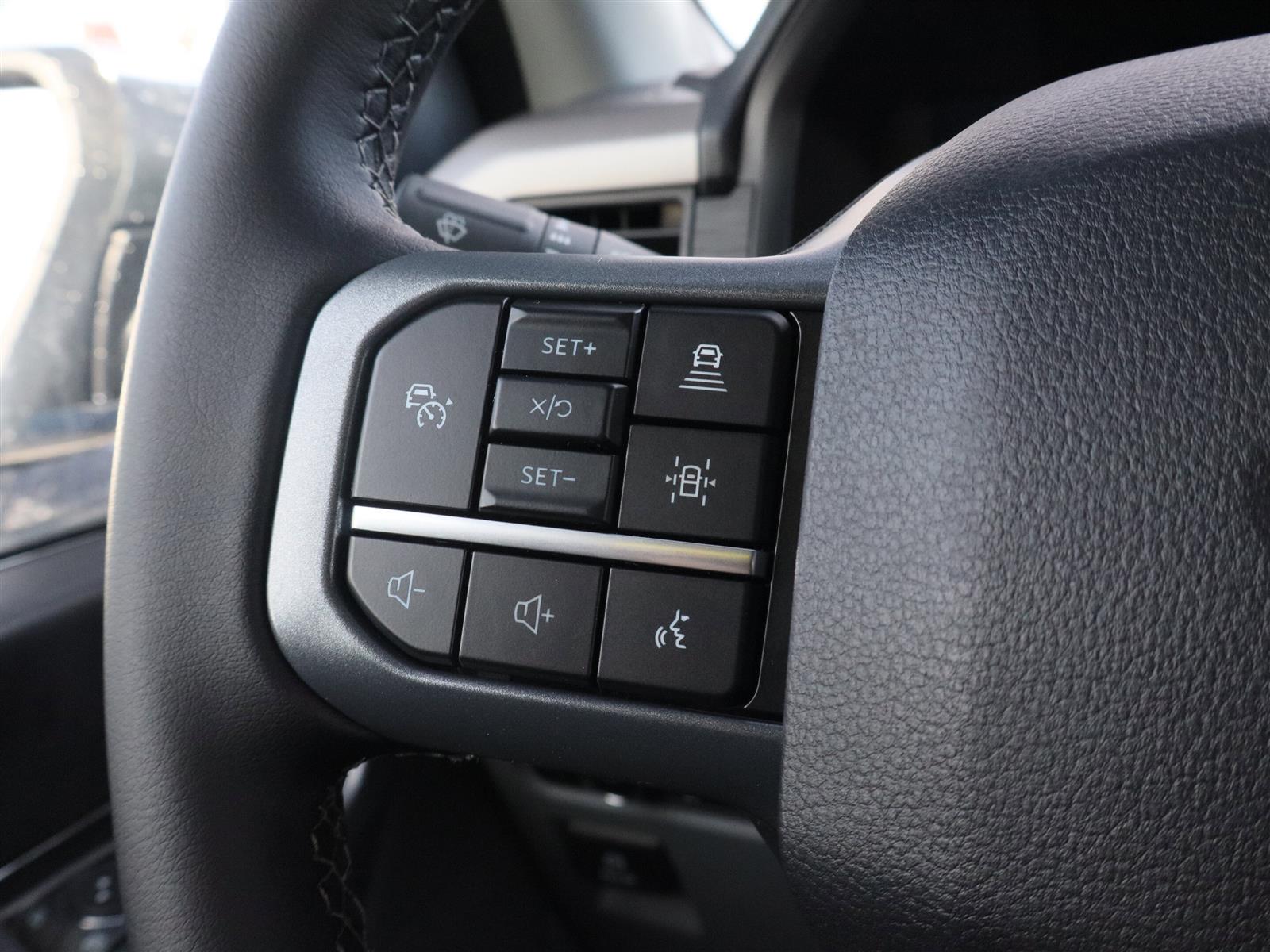 2025 Ford F-150 XLT | Rear View Camera | Dual Zone Climate - Thumbnail 19