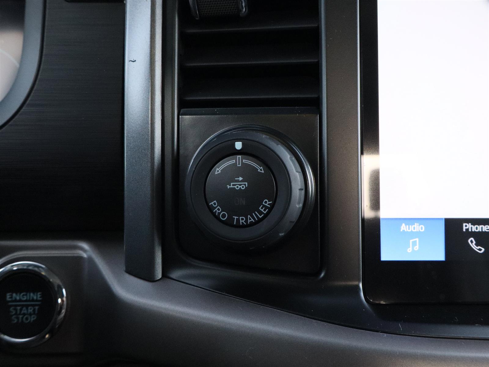 2025 Ford F-150 XLT | Rear View Camera | Dual Zone Climate - Thumbnail 22