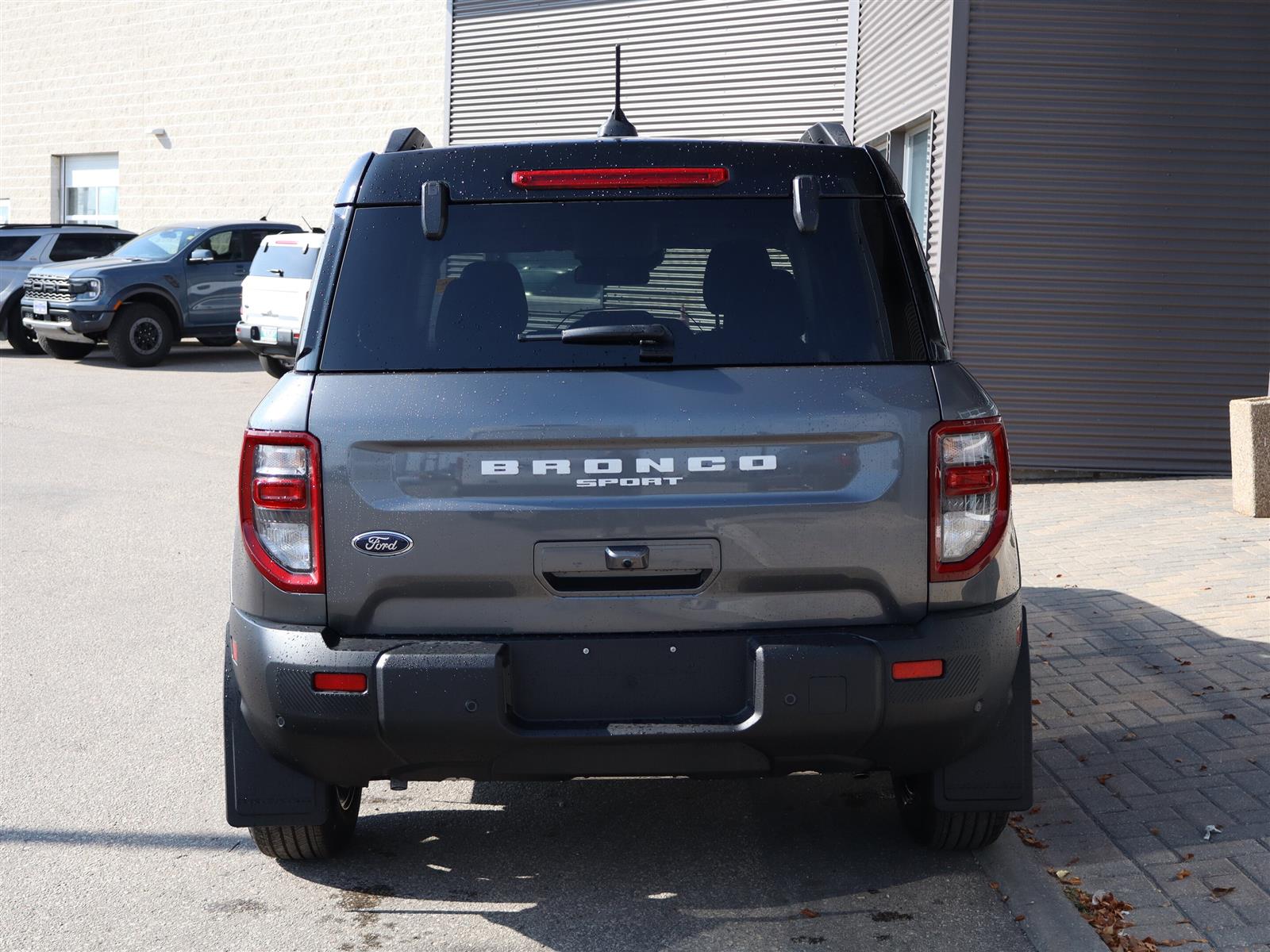 2025 Ford Bronco Sport Outer Banks | Hill Start Assist | Illuminated Entr - Thumbnail 11
