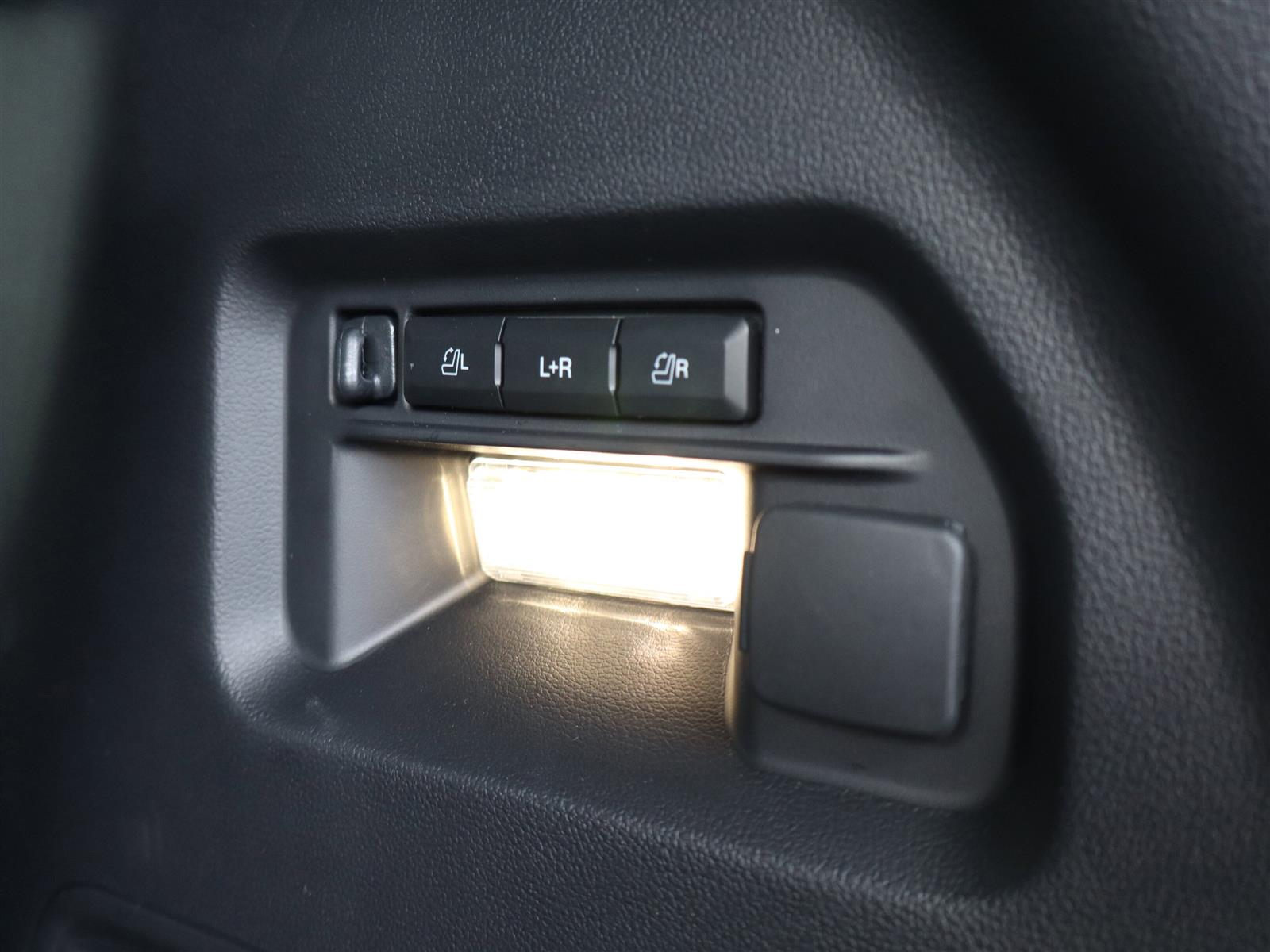 2026 Ford Explorer ST | 360 Camera | Heated Steering Wheel - Thumbnail 29
