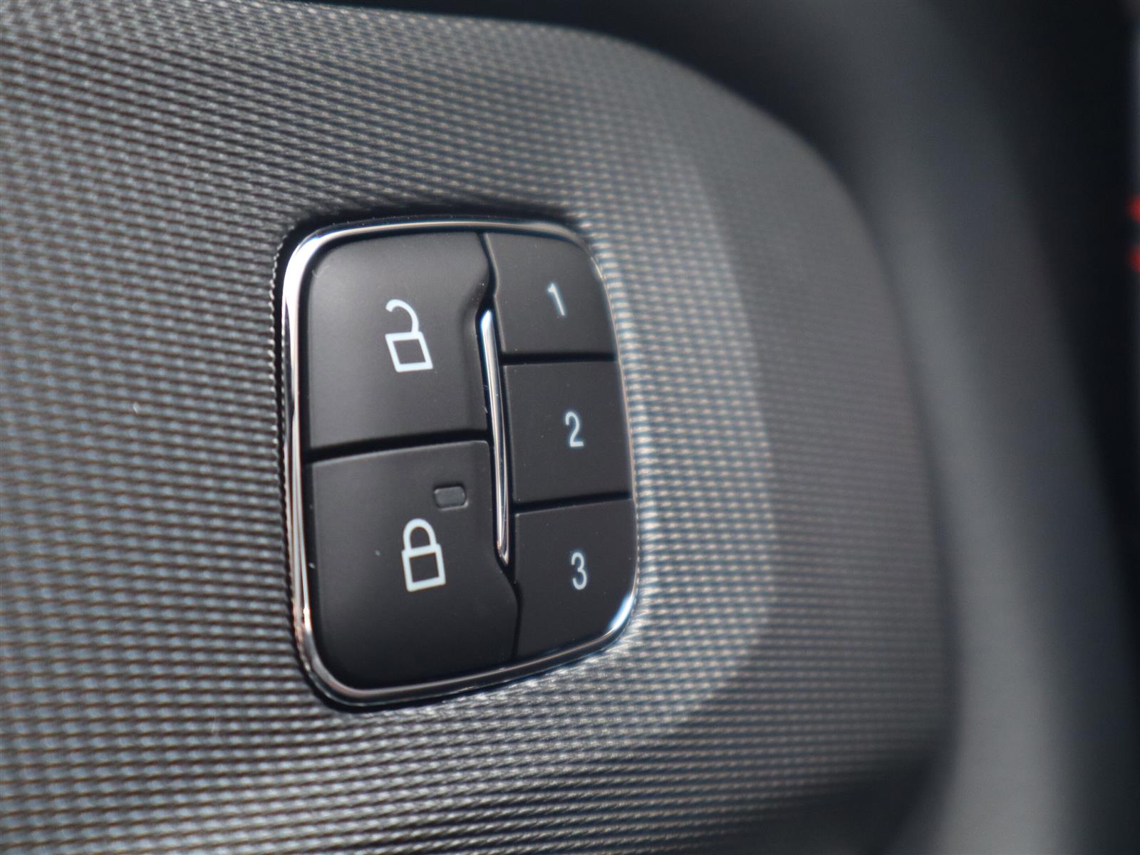 2026 Ford Explorer ST-Line | Heated Steering Wheel | Power Liftgate - Thumbnail 12