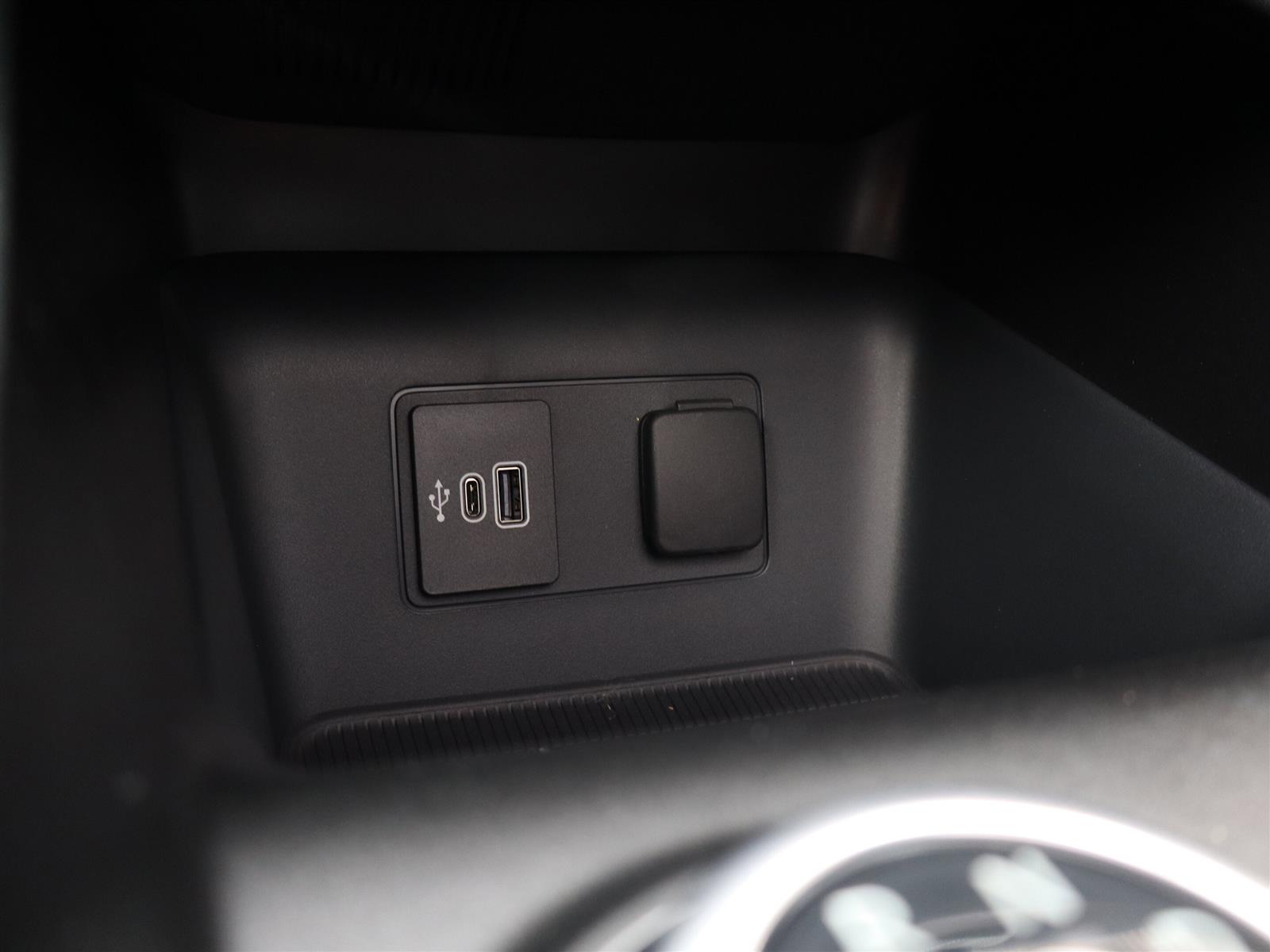 2026 Ford Explorer ST-Line | Heated Steering Wheel | Power Liftgate - Thumbnail 21