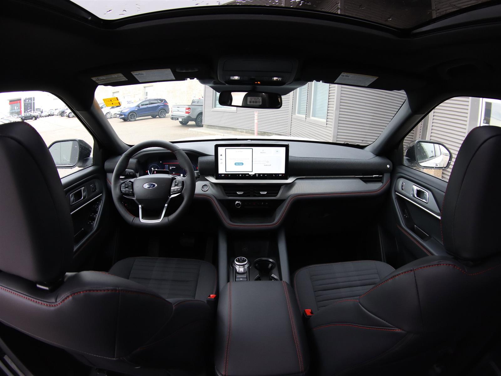 2026 Ford Explorer ST-Line | Heated Steering Wheel | Power Liftgate - Thumbnail 30