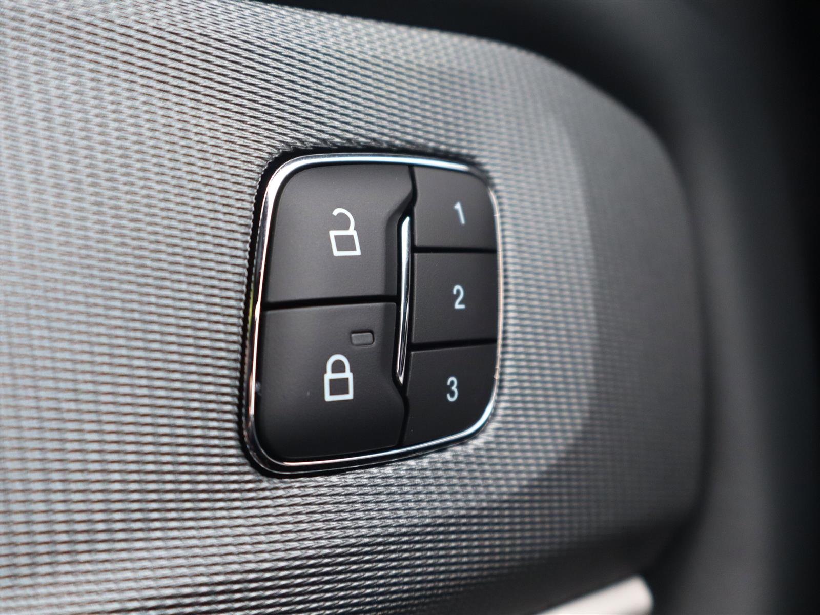 2026 Ford Explorer ST-Line | Adaptive Cruise | Heated Steering Wheel - Thumbnail 17