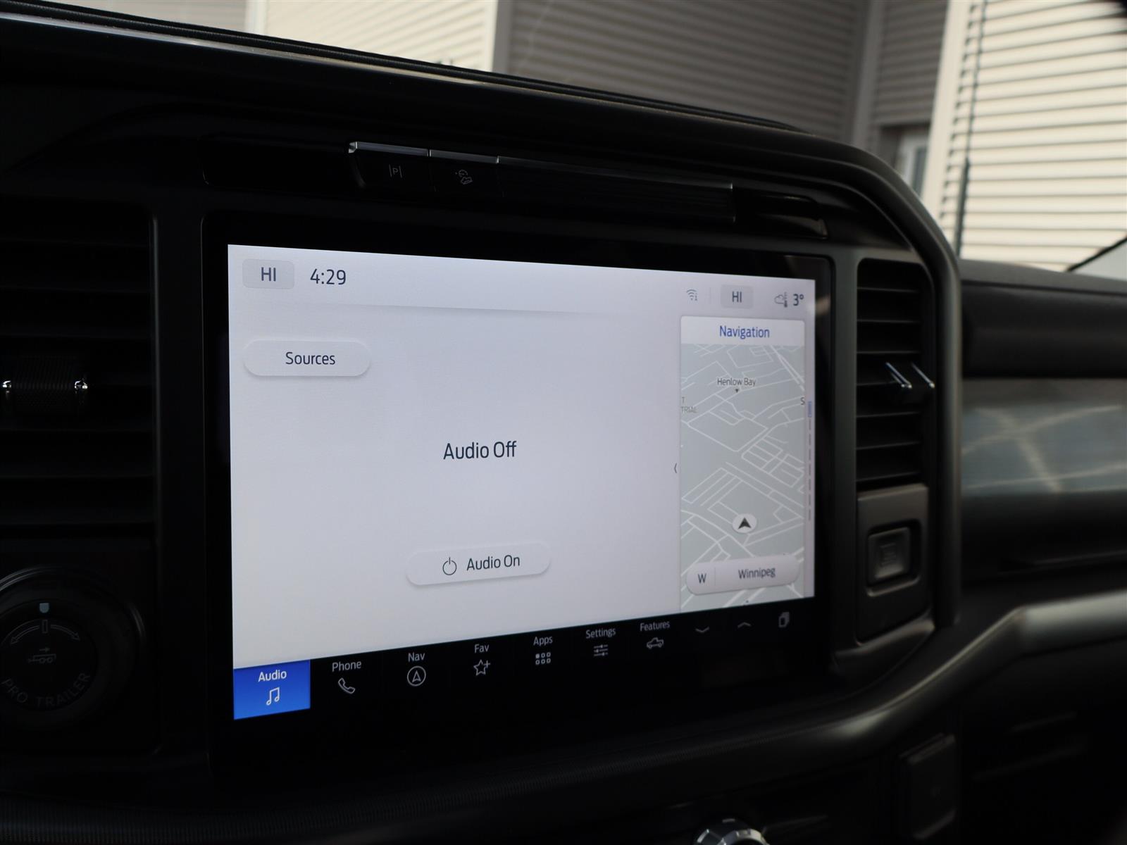 2025 Ford F-150 LARIAT | Mobile Office Pack | Heated Rear Seats - Thumbnail 24